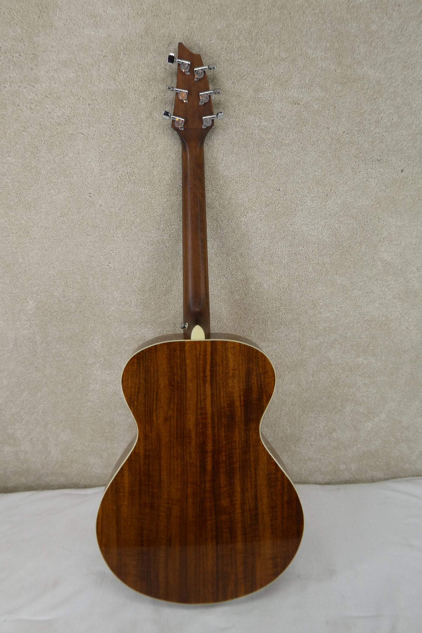 Breedlove PURSUIT EX CONCERT Nat w/GB #CC180117