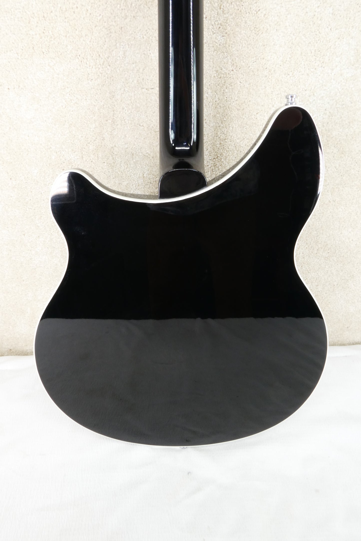 Rickenbacker 360 Jet Glo with OHSC