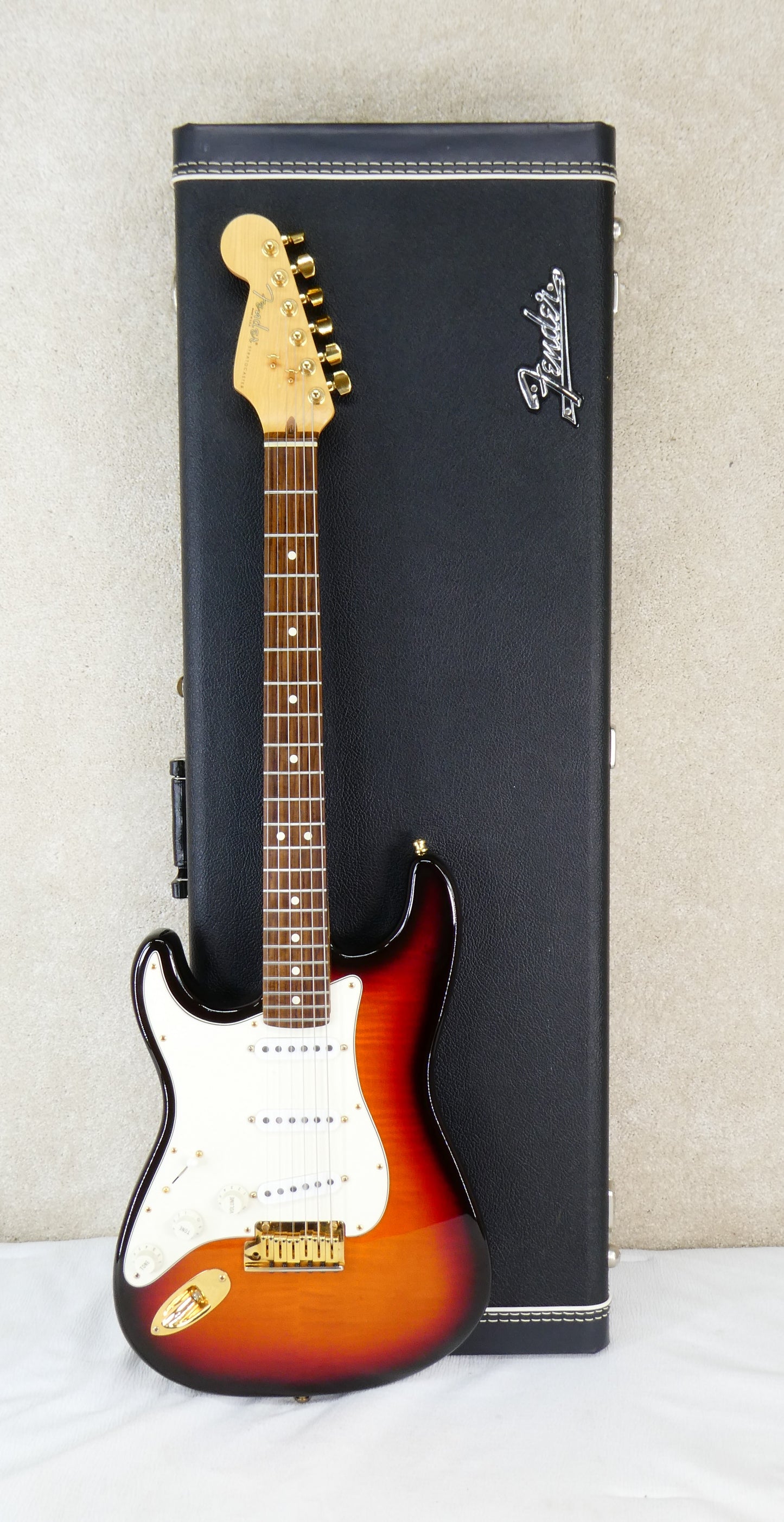 Fender 50th Anniversary Stratocaster one of 250 LEFTHANDED Ever Made 1996 - Sunburst