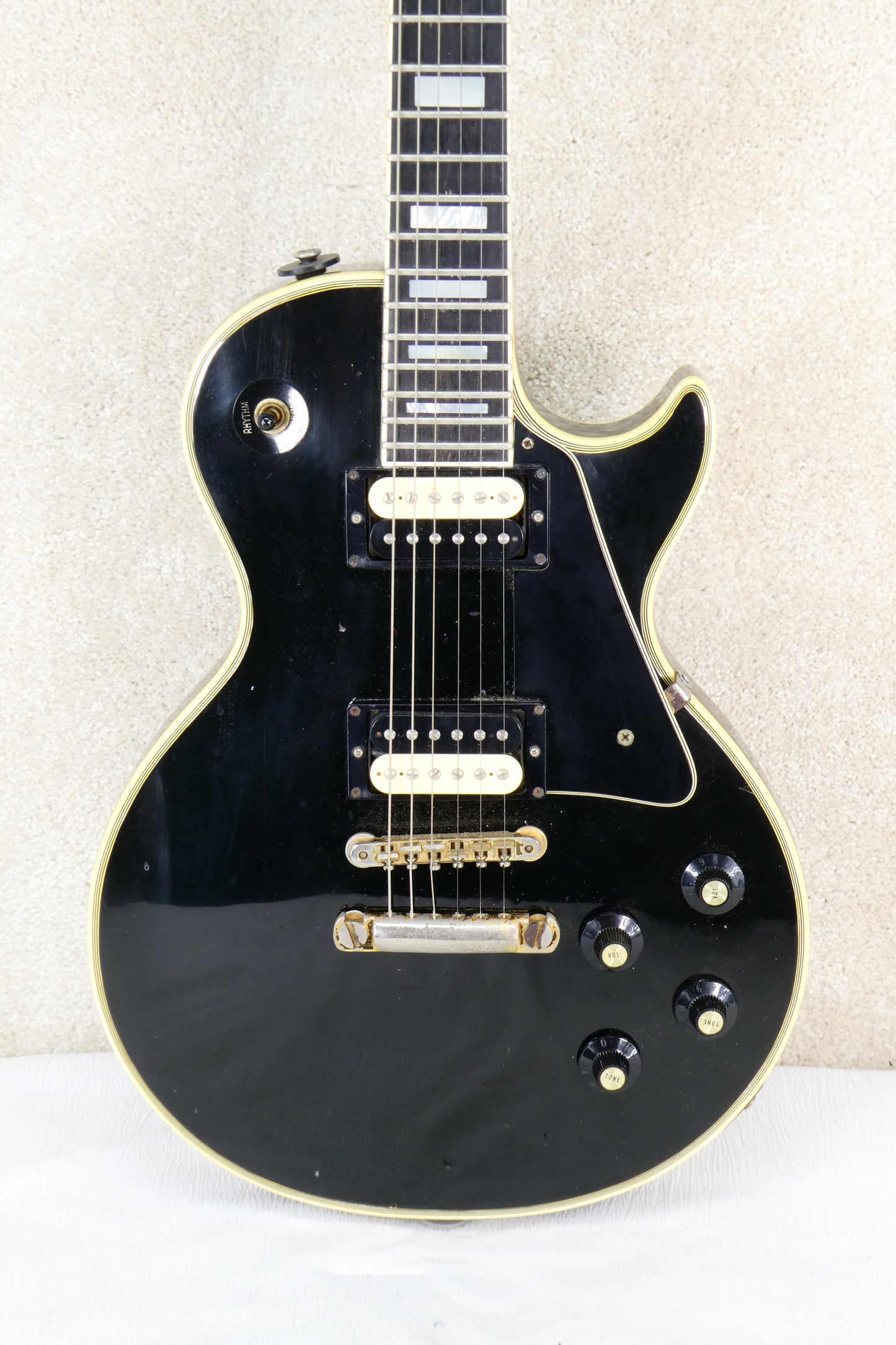 Gibson Les Paul Custom Ebony Black W/Lollar Imperial pickups OHSC