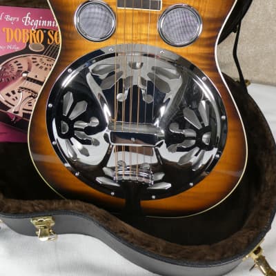 Tut Taylor Crafters of Tennesee Virginian Early 2000's - Tobacco Sunburst