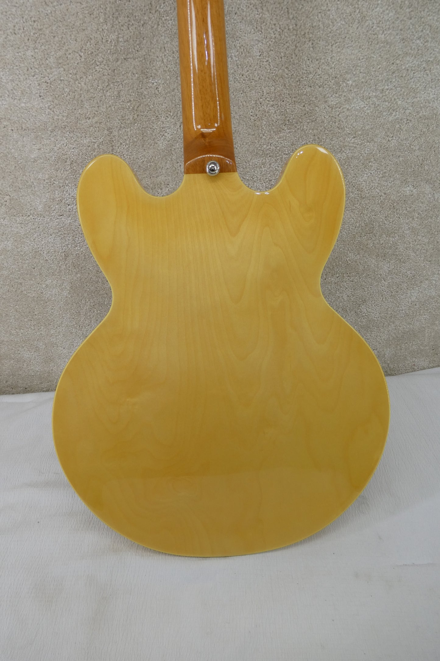Epiphone 335 PRO in Natural 2013 with Gator Hardshell Case