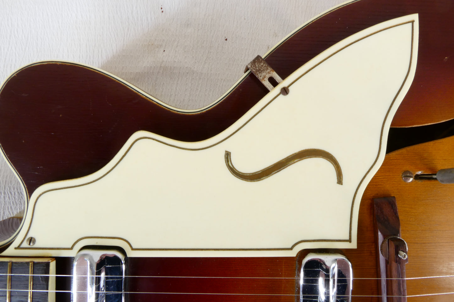 Silvertone 1365 Mid 50's - Sunburst Kay Made
