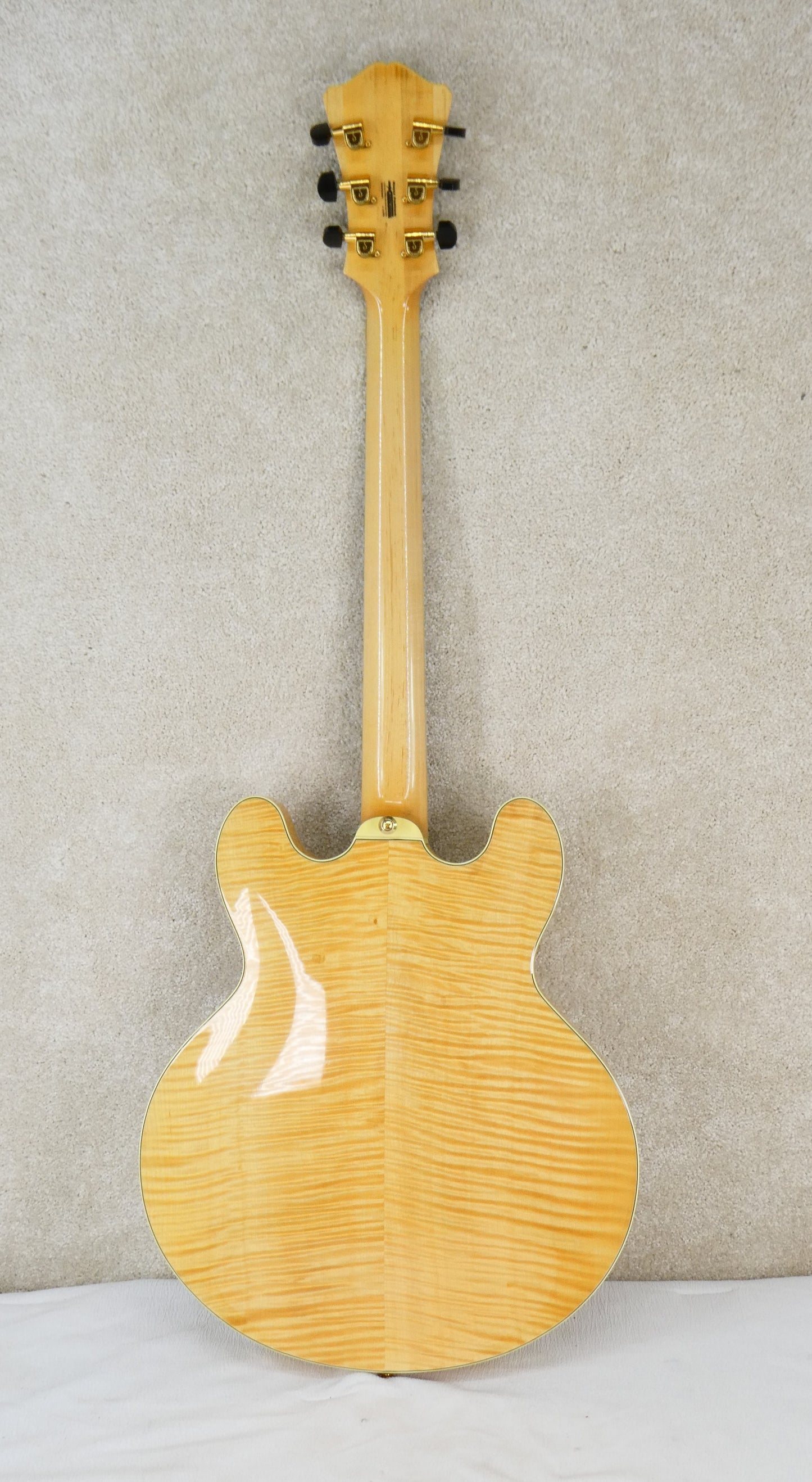 Eastman T 186 CST 2008 - Natural Gloss