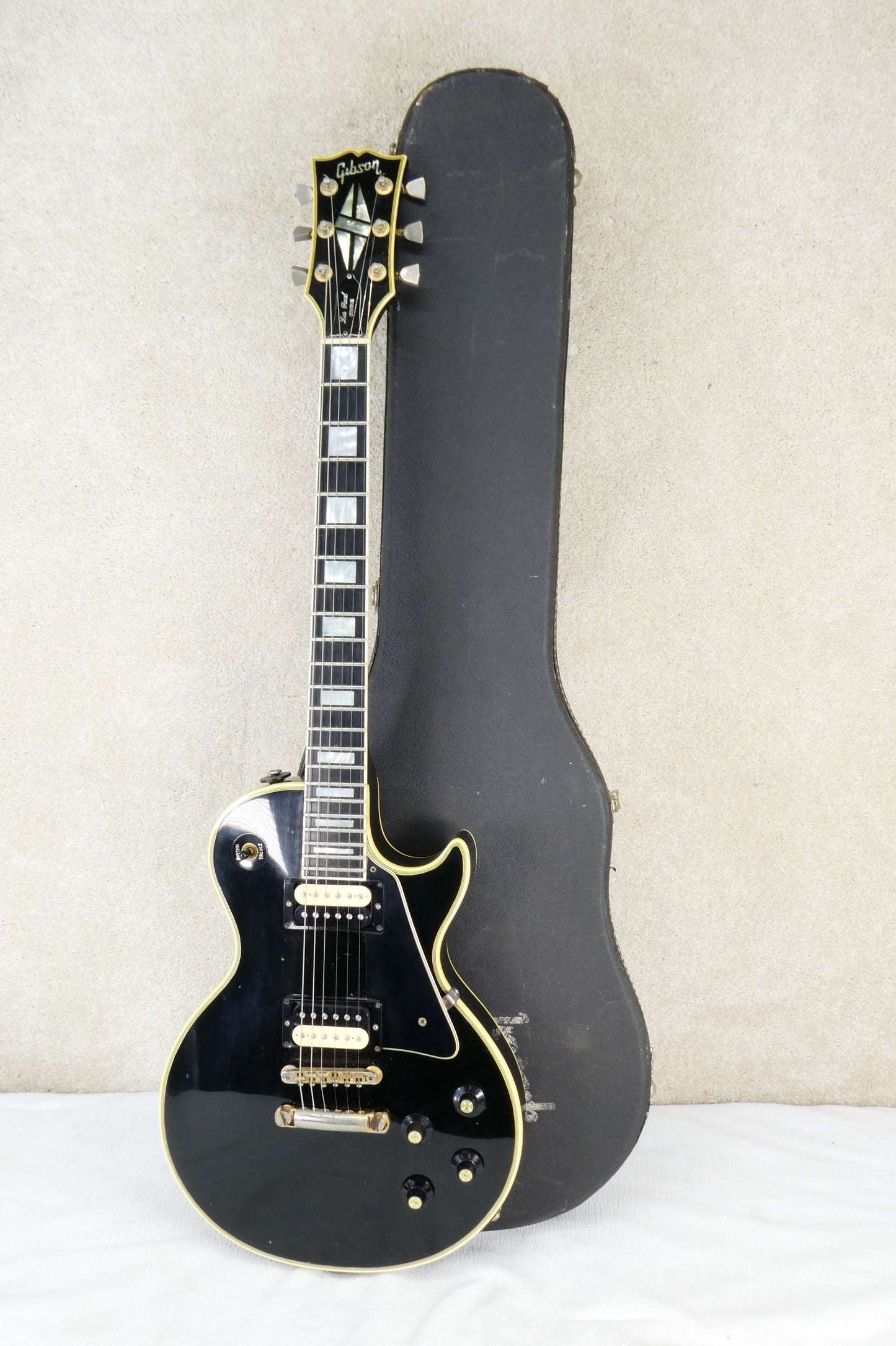 Gibson Les Paul Custom Ebony Black W/Lollar Imperial pickups OHSC