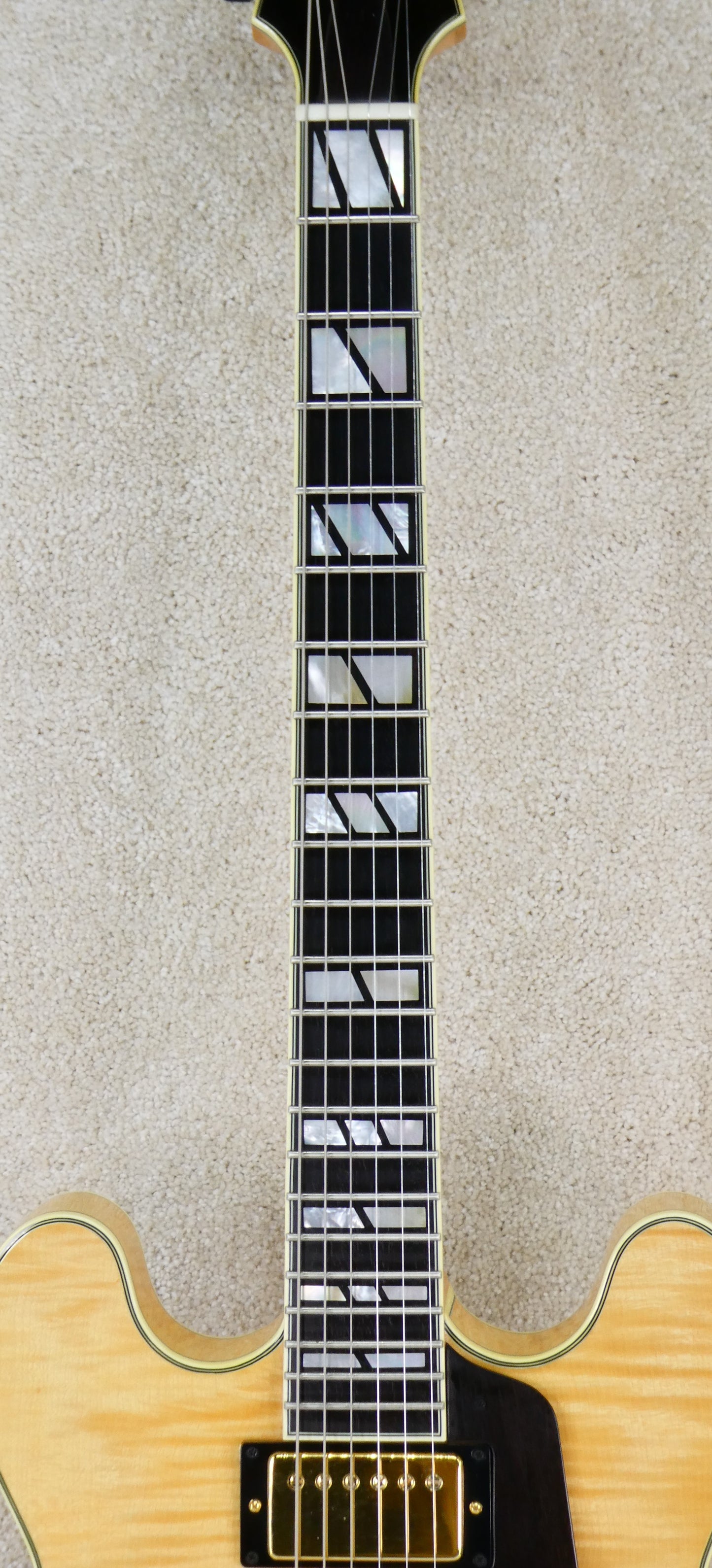 Eastman T 186 CST 2008 - Natural Gloss