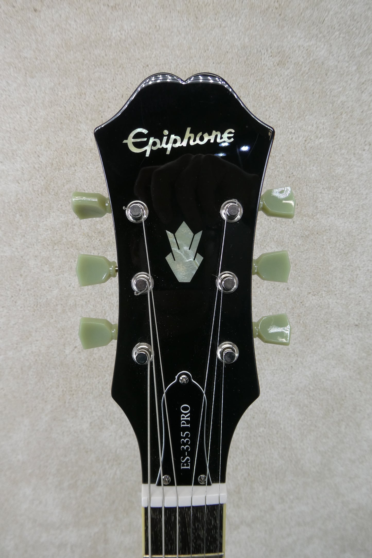 Epiphone 335 PRO in Natural 2013 with Gator Hardshell Case