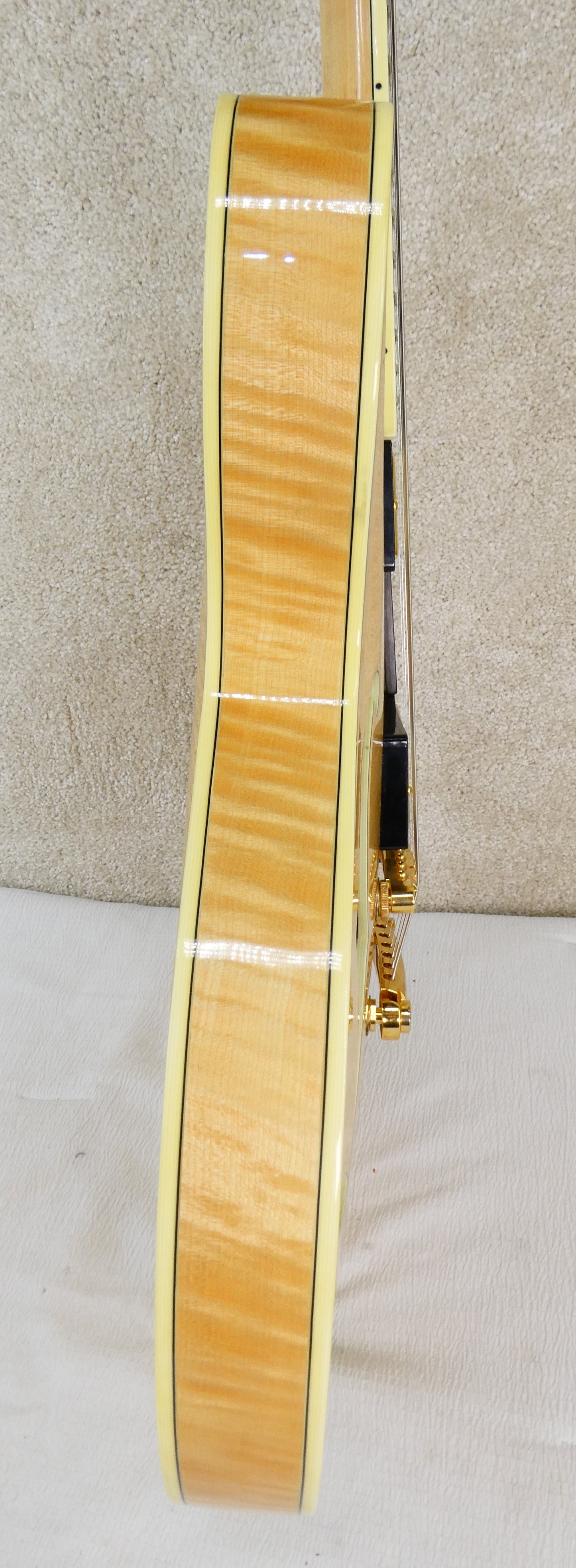 Eastman T 186 CST 2008 - Natural Gloss