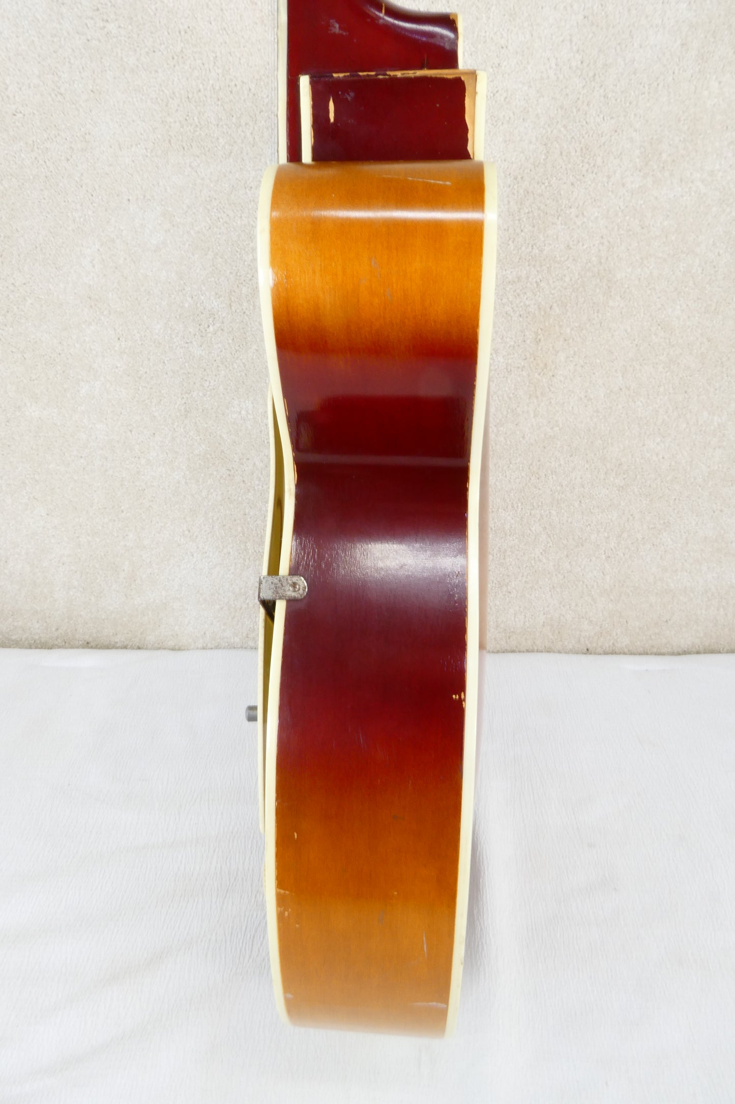 Silvertone 1365 Mid 50's - Sunburst Kay Made