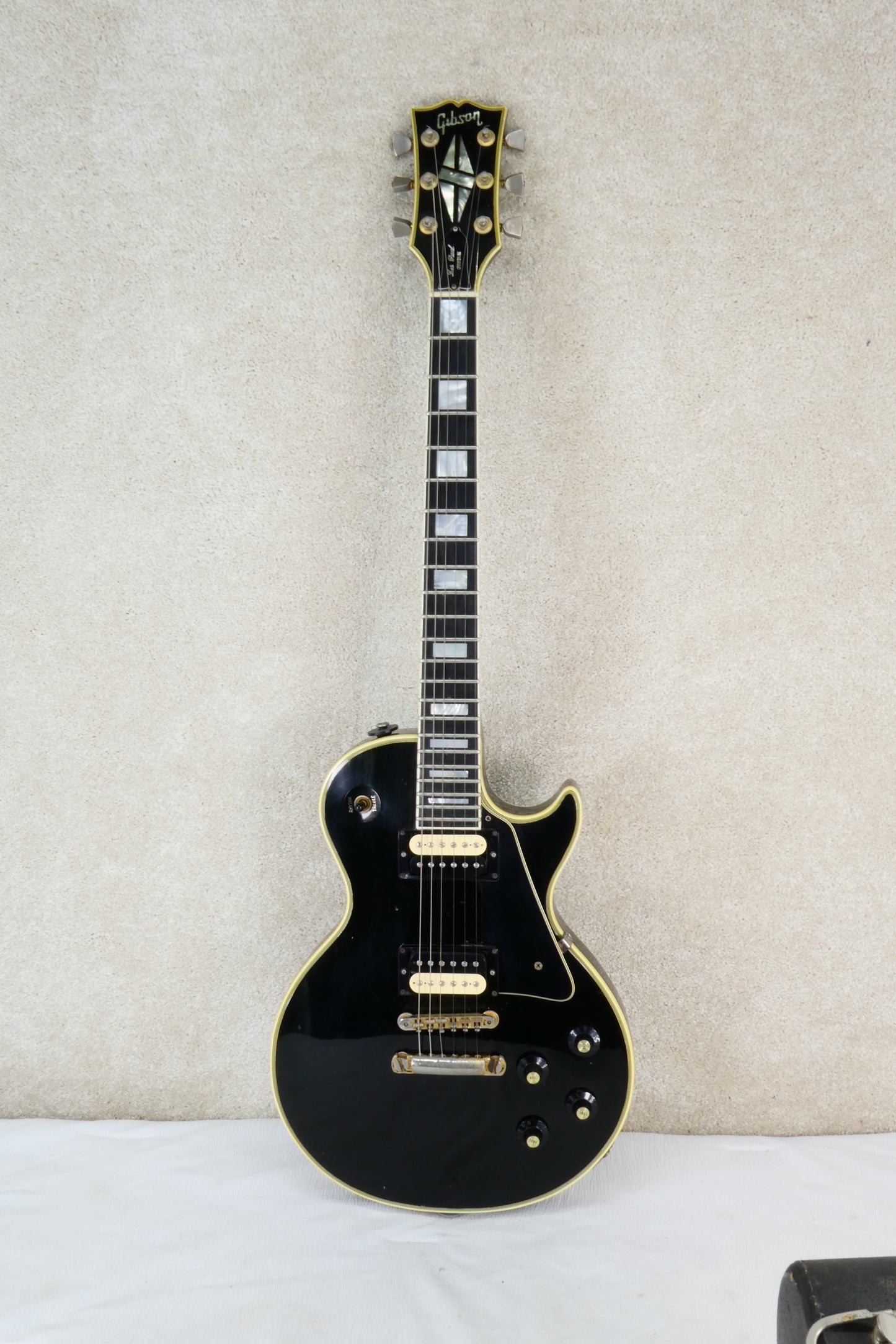 Gibson Les Paul Custom Ebony Black W/Lollar Imperial pickups OHSC