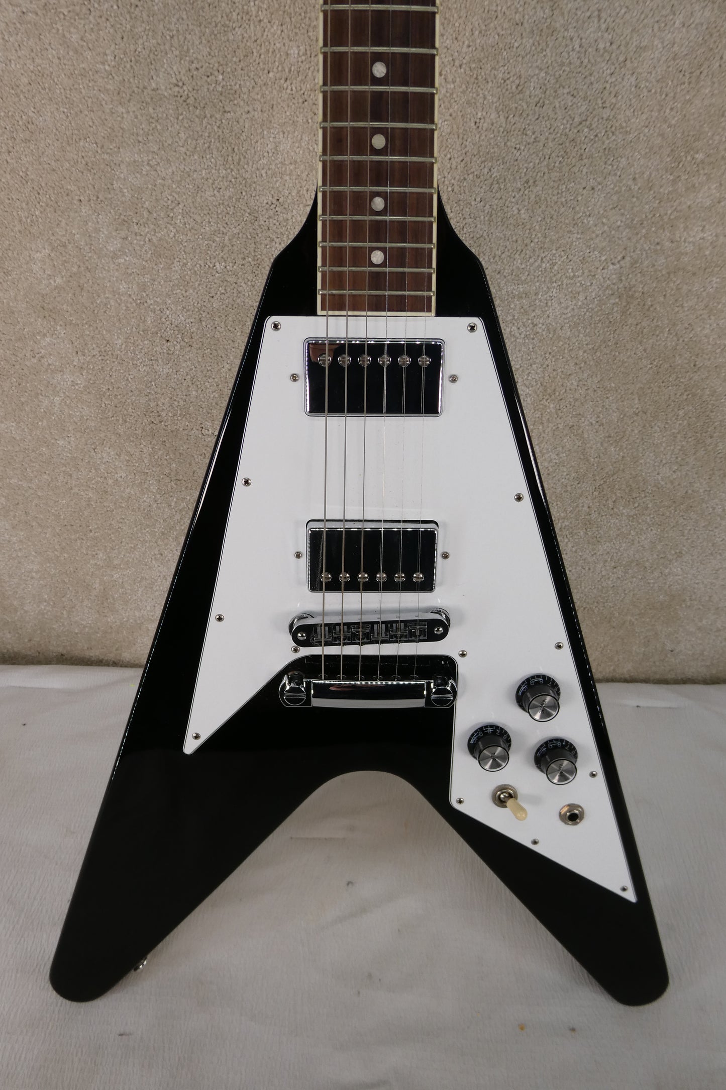Gibson Flying V 2014 w/OHSC Ebony Black