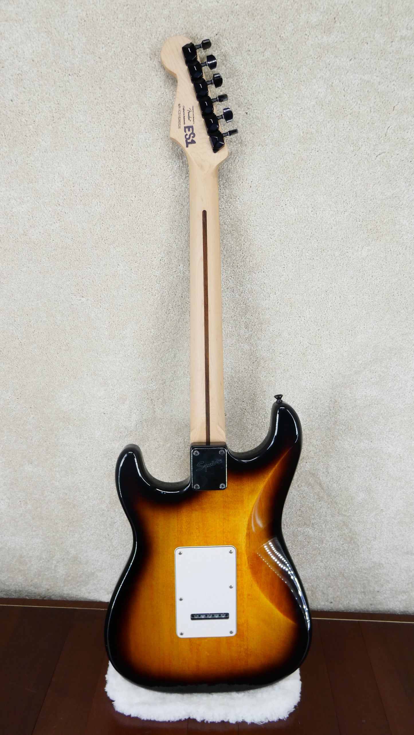 Squier Bullet - Sunburst #ICS18260526 USED NBNC