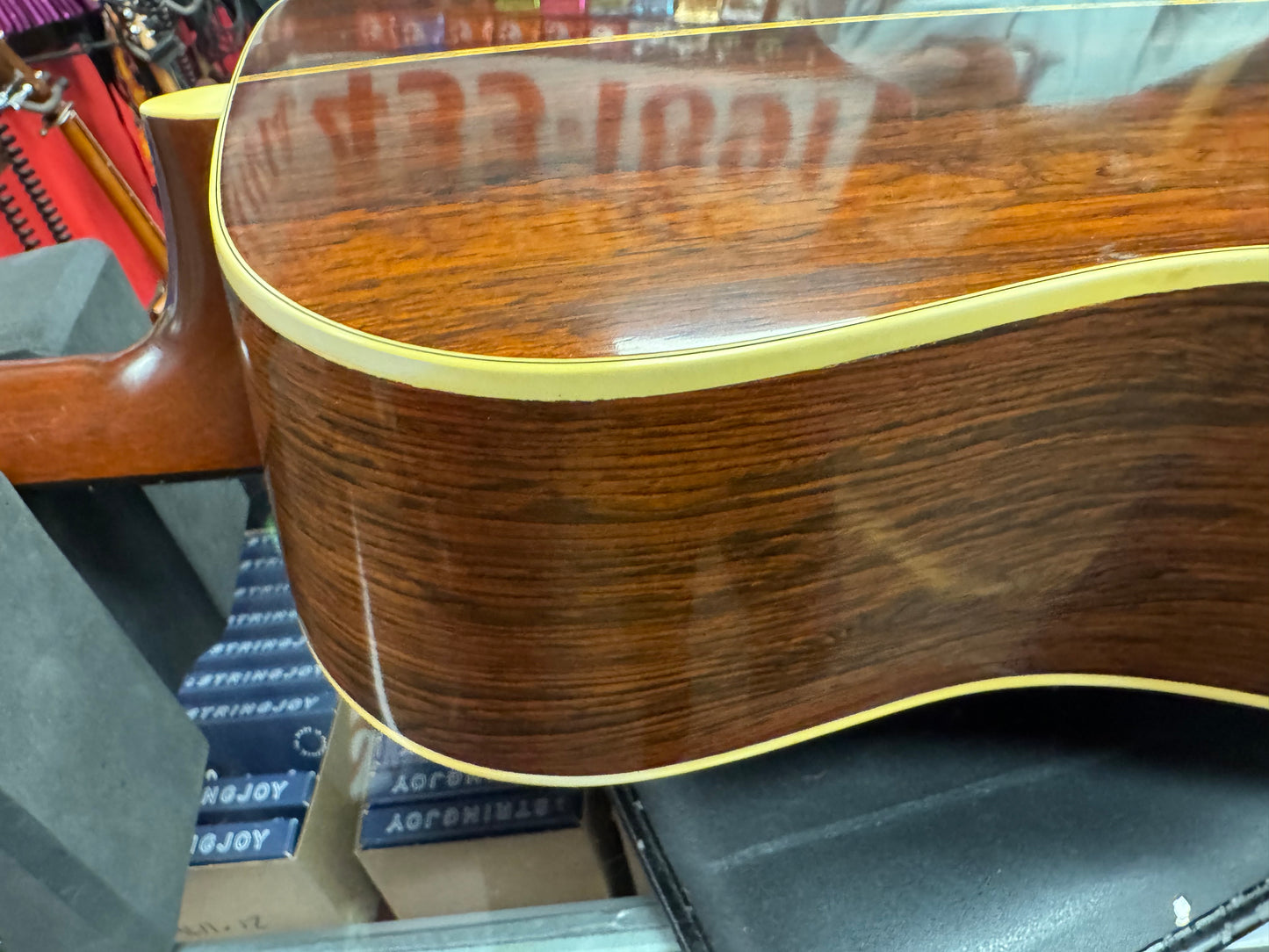 Martin D28 1967  Natural Brazilian Rosewood