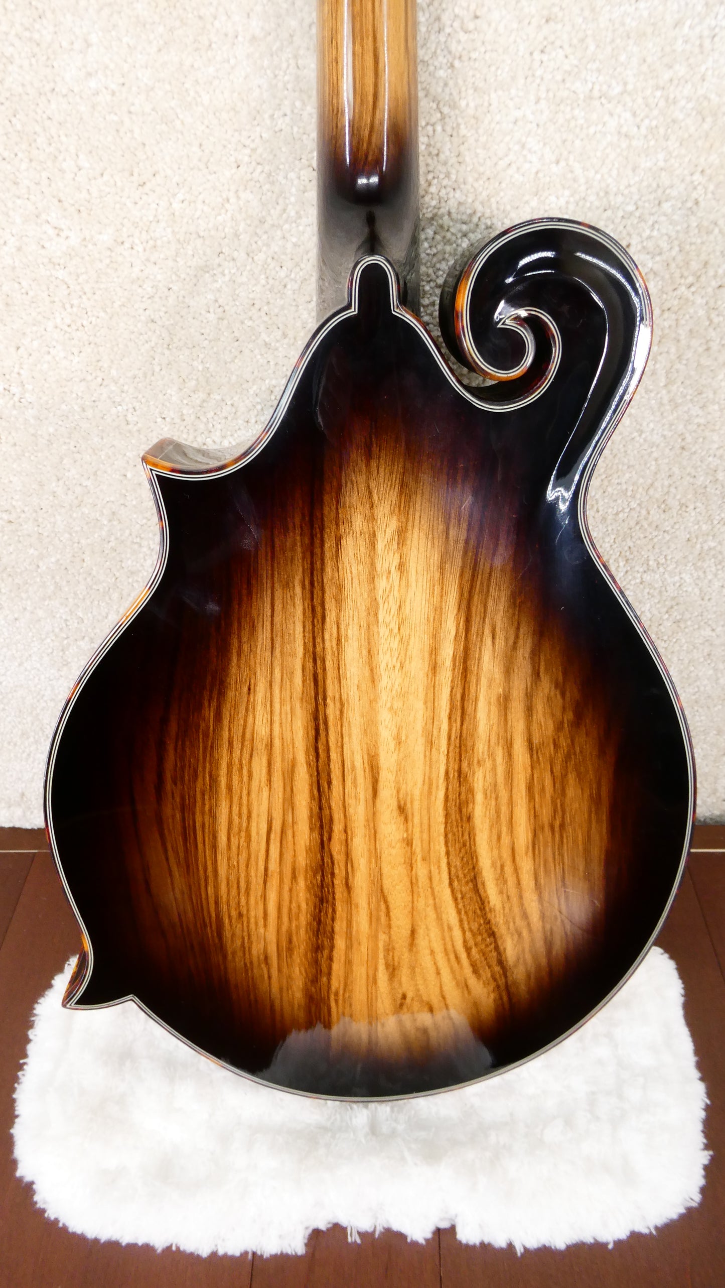 Micawber Ridgeway Mandolin w/OHSC