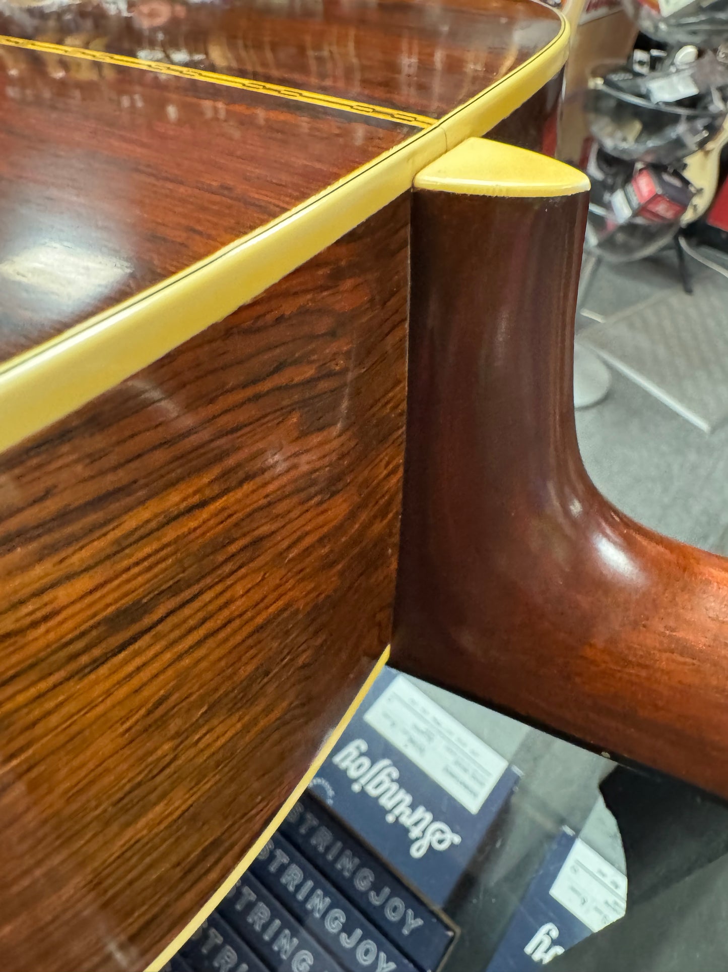 Martin D28 1967  Natural Brazilian Rosewood