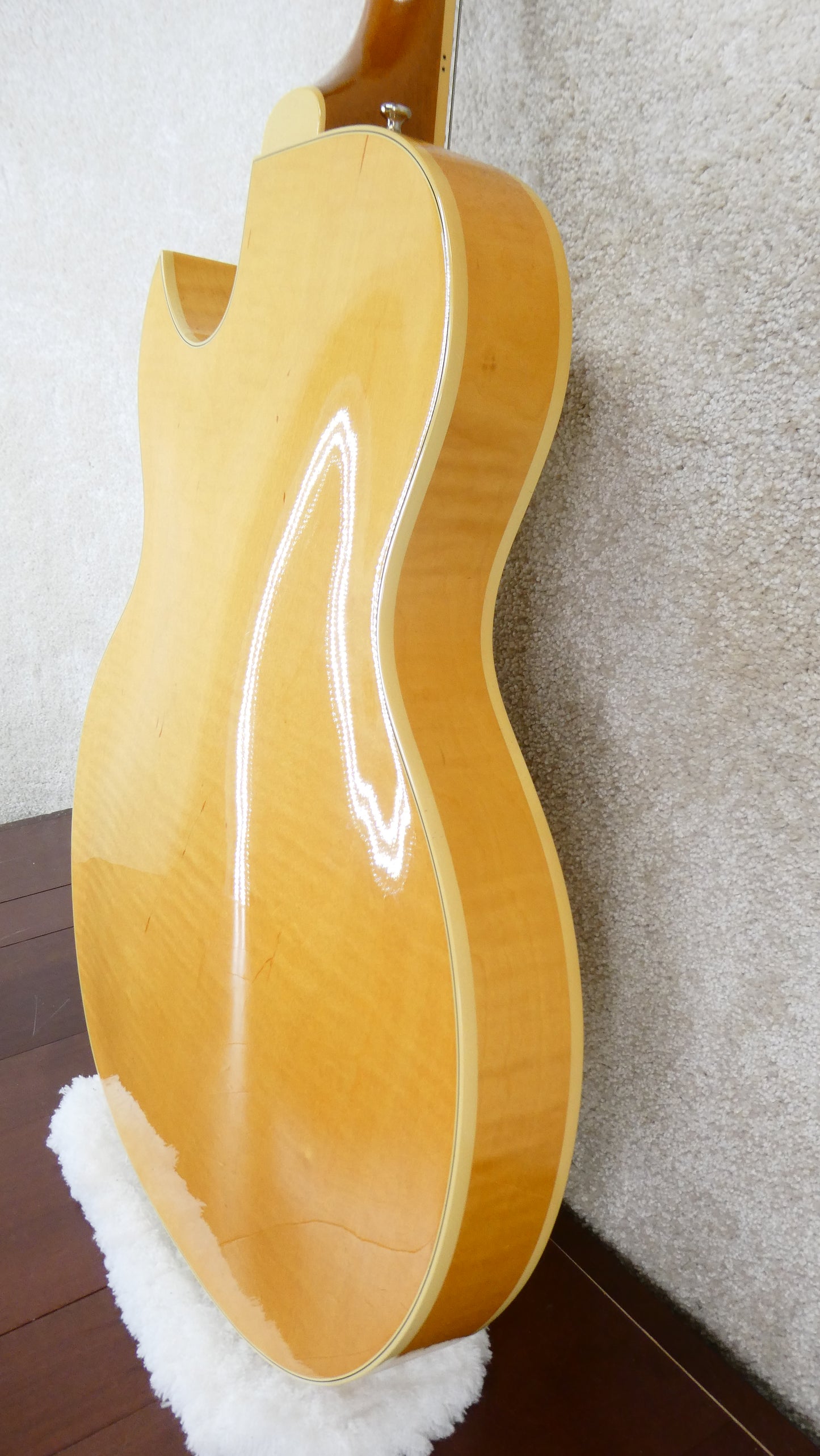 Guild Starfire III w/OHSC