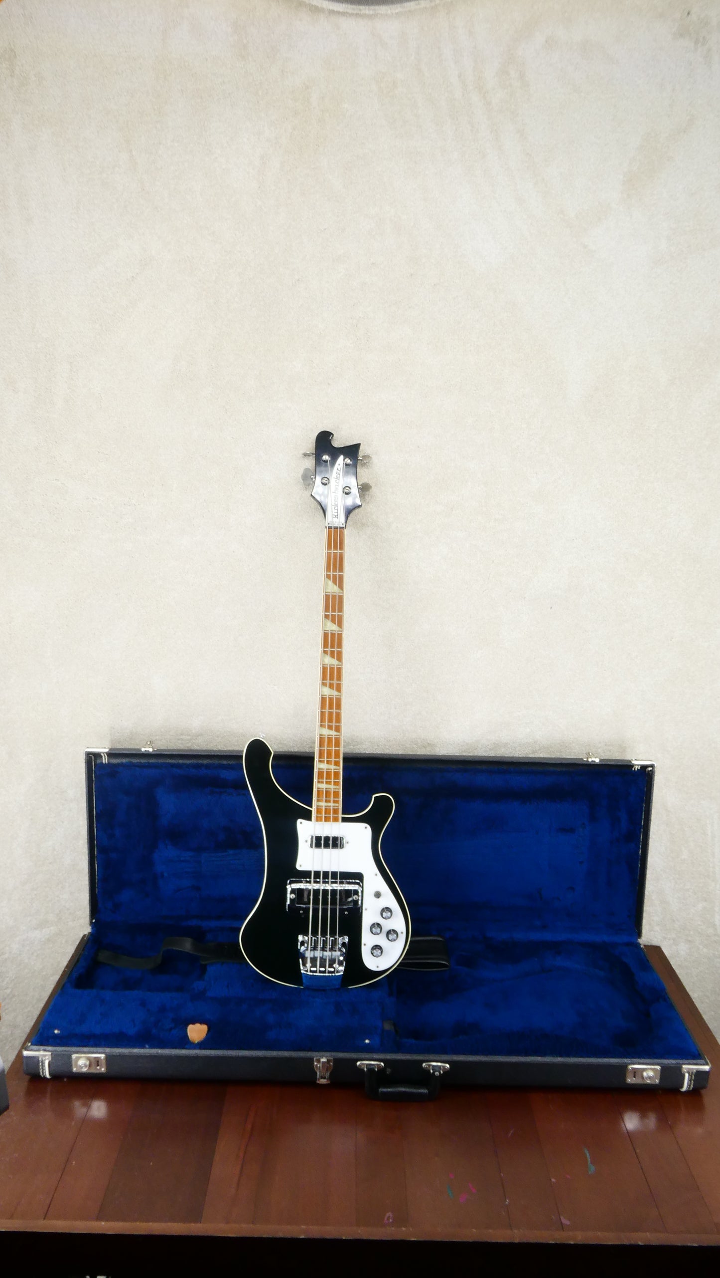 Rickenbacker 4001 1980 - Jetglo w/OHSC #TG2993 USED