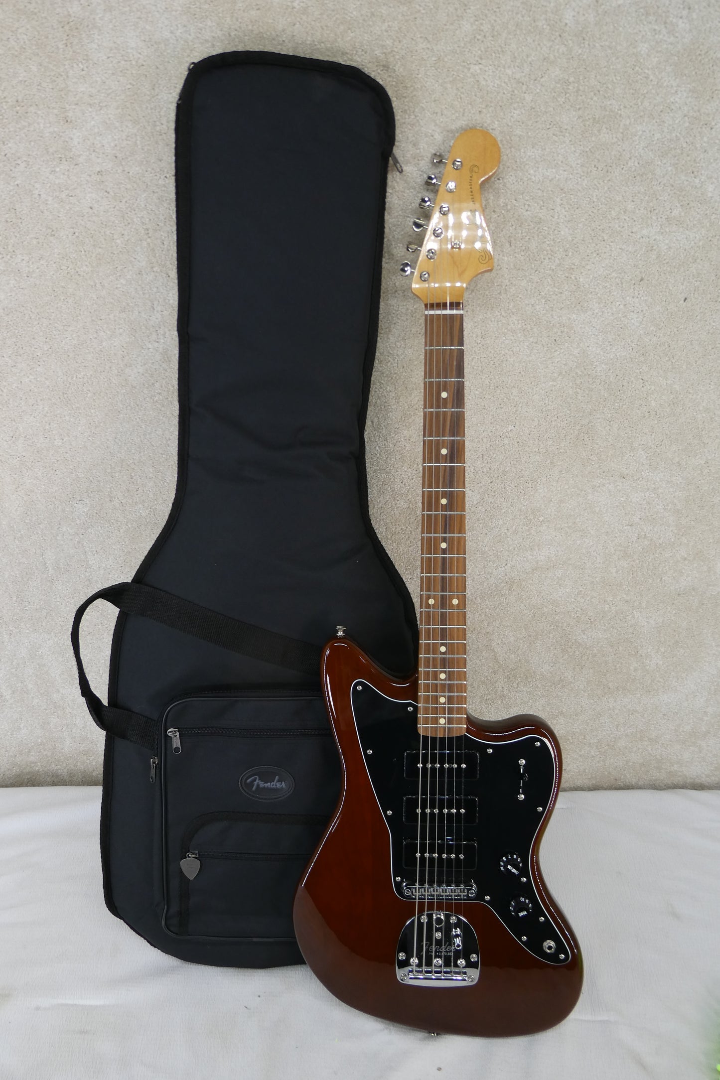 Fender Noventa Jazzmaster 2020 - Walnut 3 P 90's