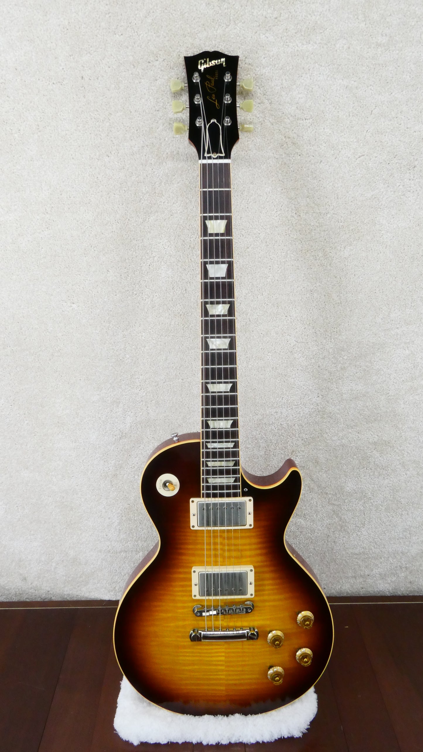 Gibson Les Paul R-9 2007 #9 7165 w/OHSC USED