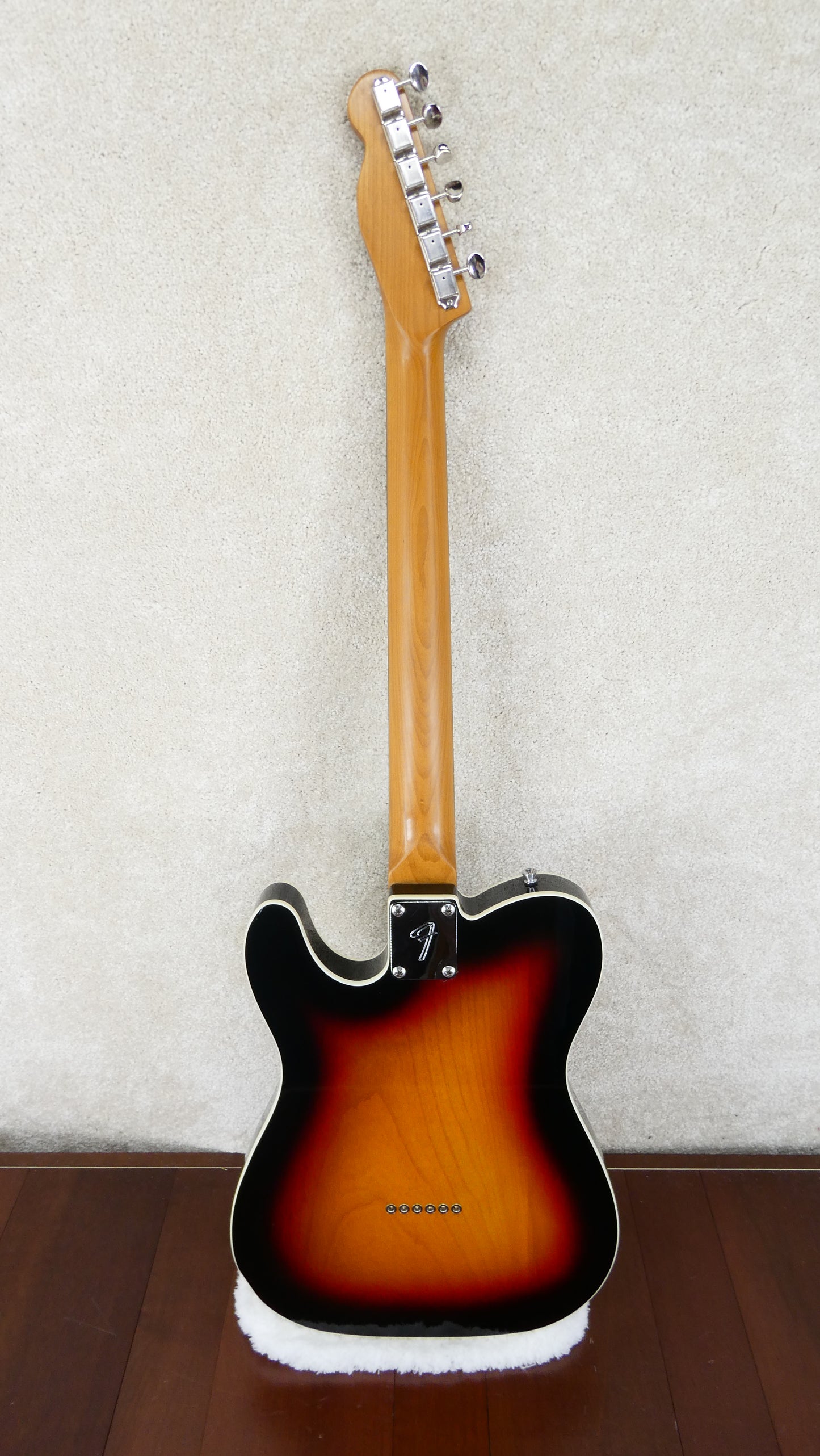Squier Tele Custom Partscaster - Sunburst w/GB USED
