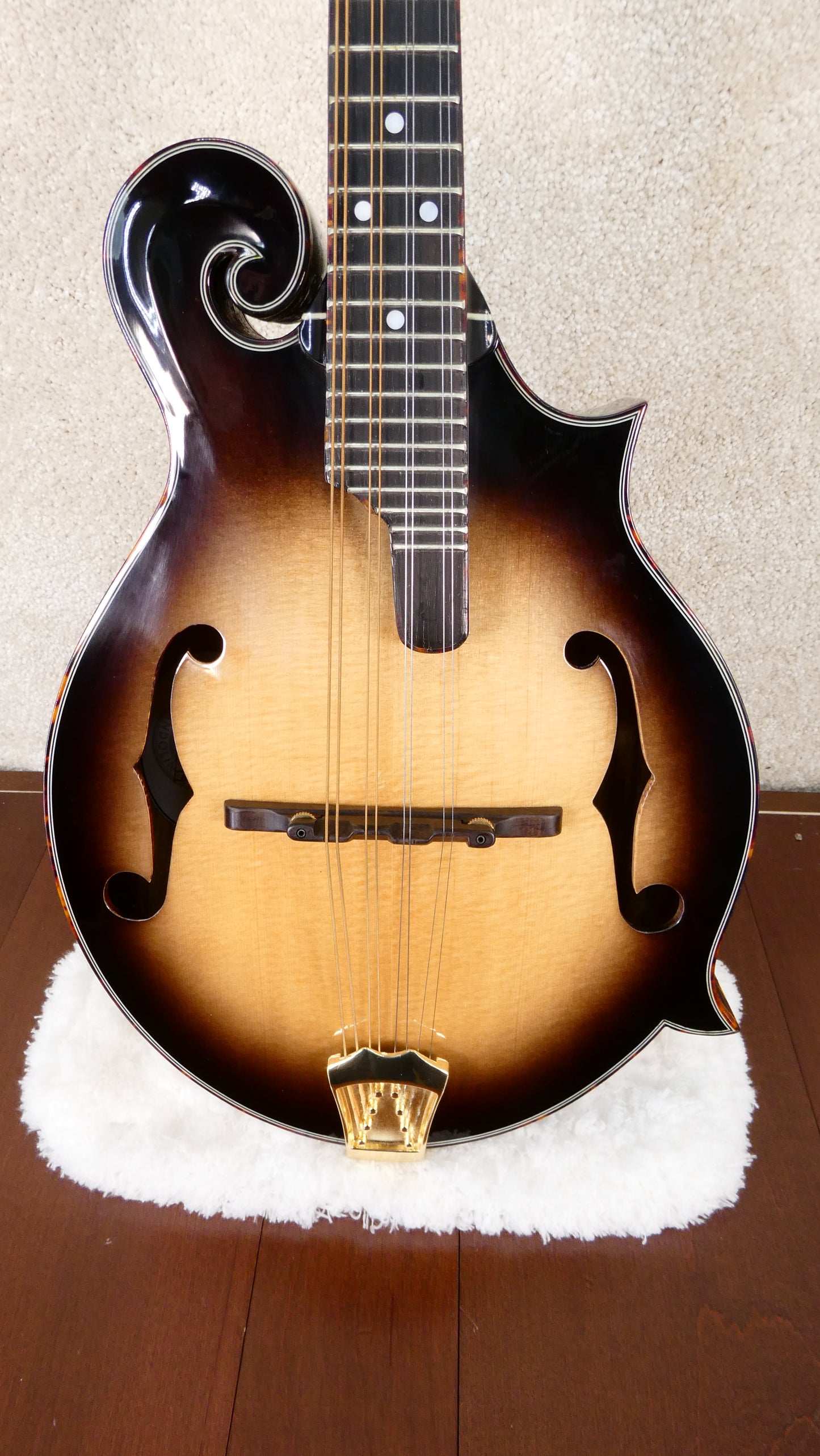 Micawber Ridgeway Mandolin w/OHSC