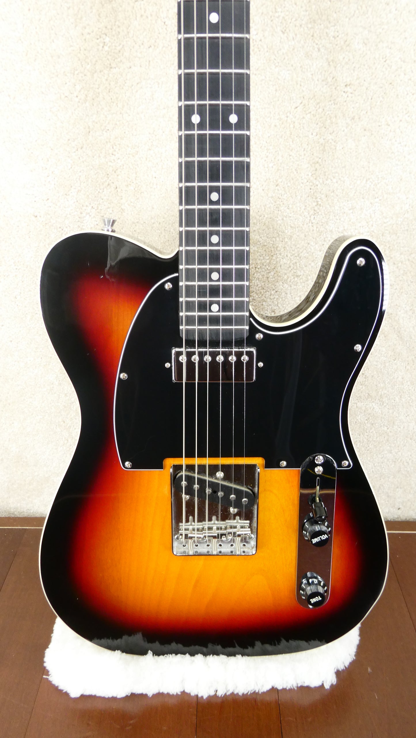 Squier Tele Custom Partscaster - Sunburst w/GB USED