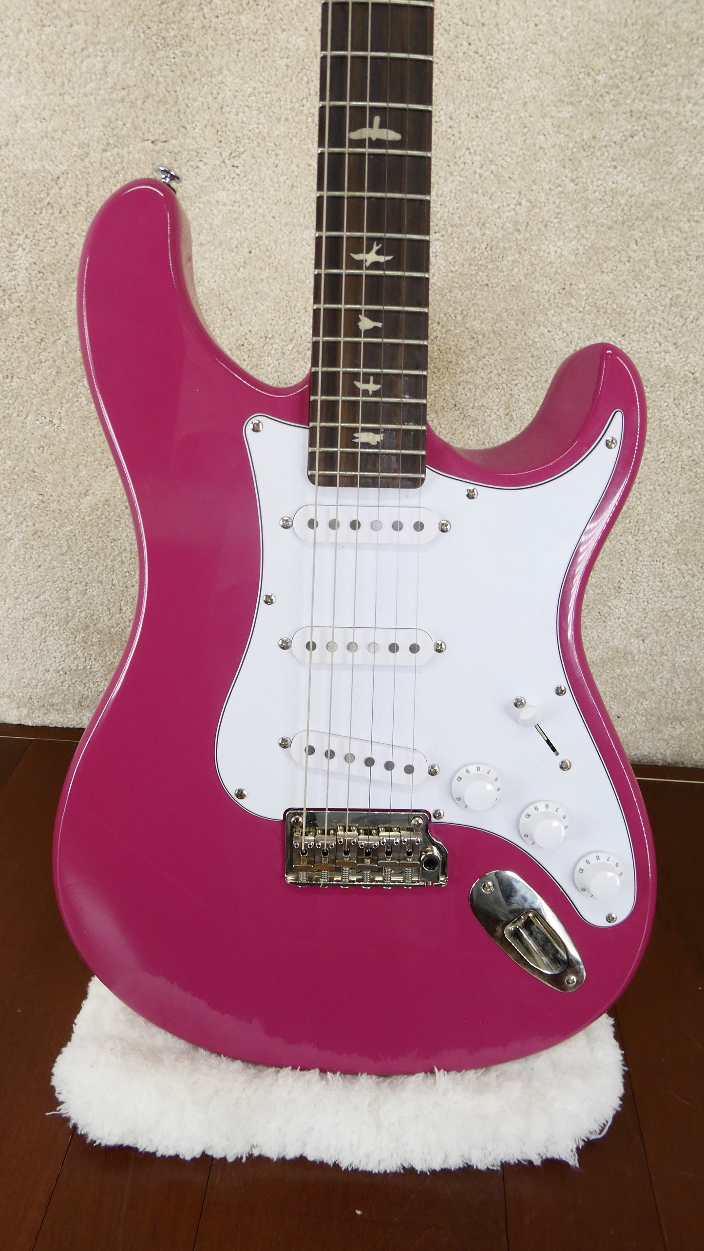 PRS SE Silver Sky 2022 - 2023 - Dragon Fruit w/GB USED #CTI F004608