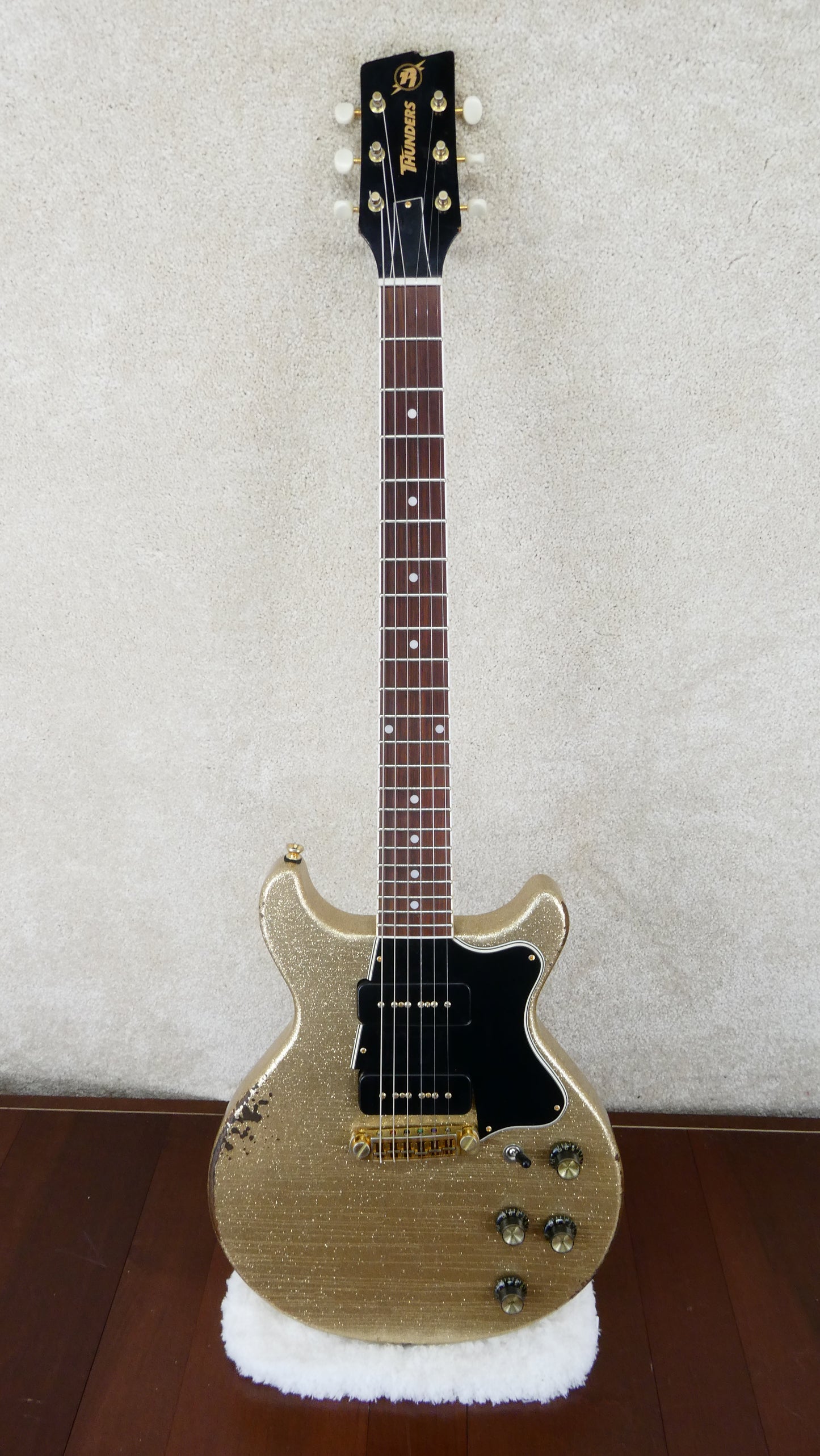 Rock N Roll Relics Thunders  2025 - LP Special Champagne Sparkle