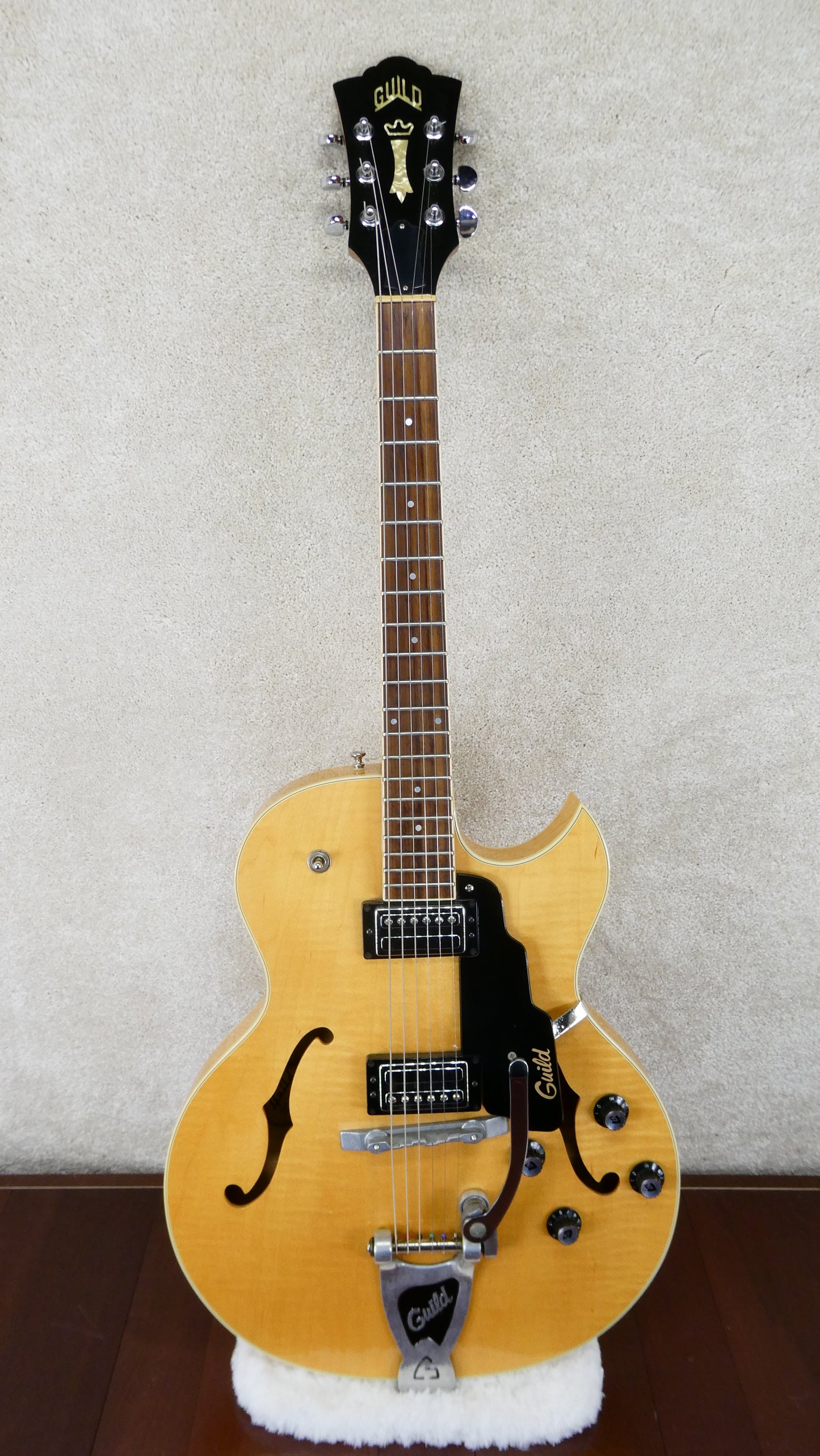 Guild Starfire III w/OHSC
