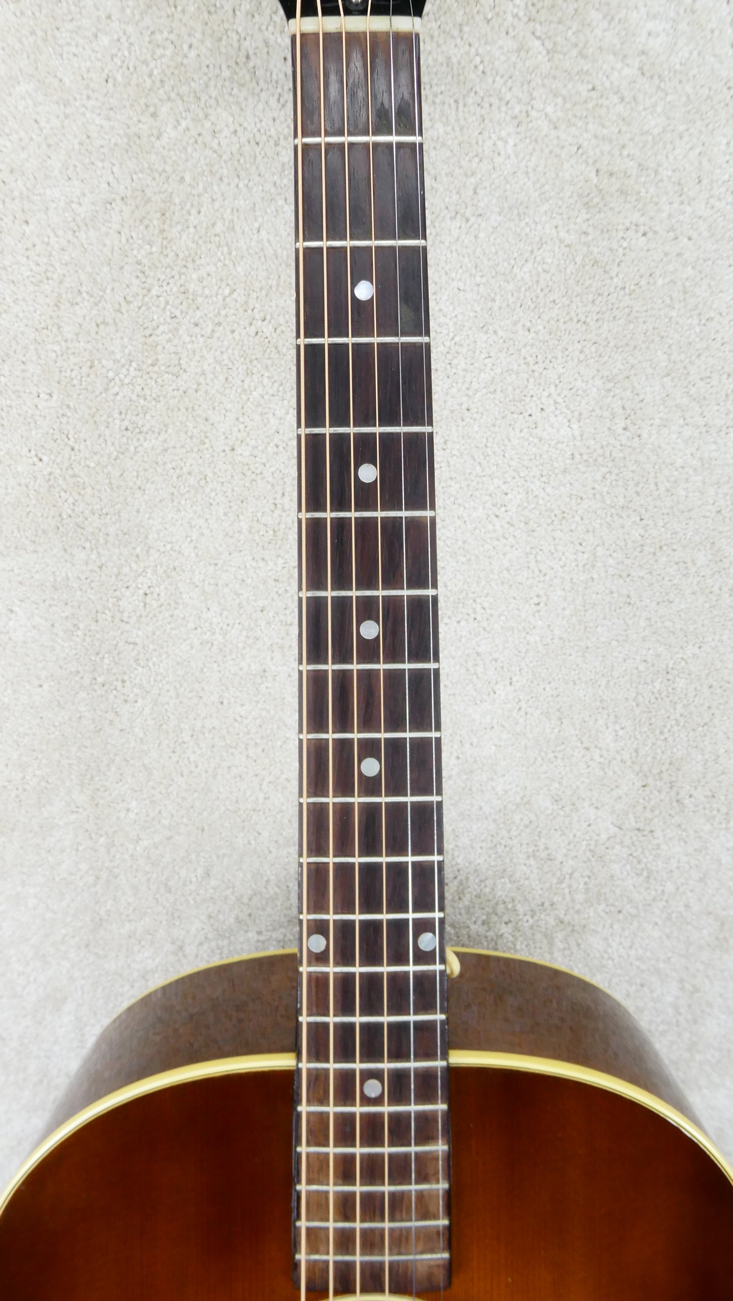 Gibson J 45 1951 - Sunburst w/Gibson HSC #6572 27 Refinished and re decaled