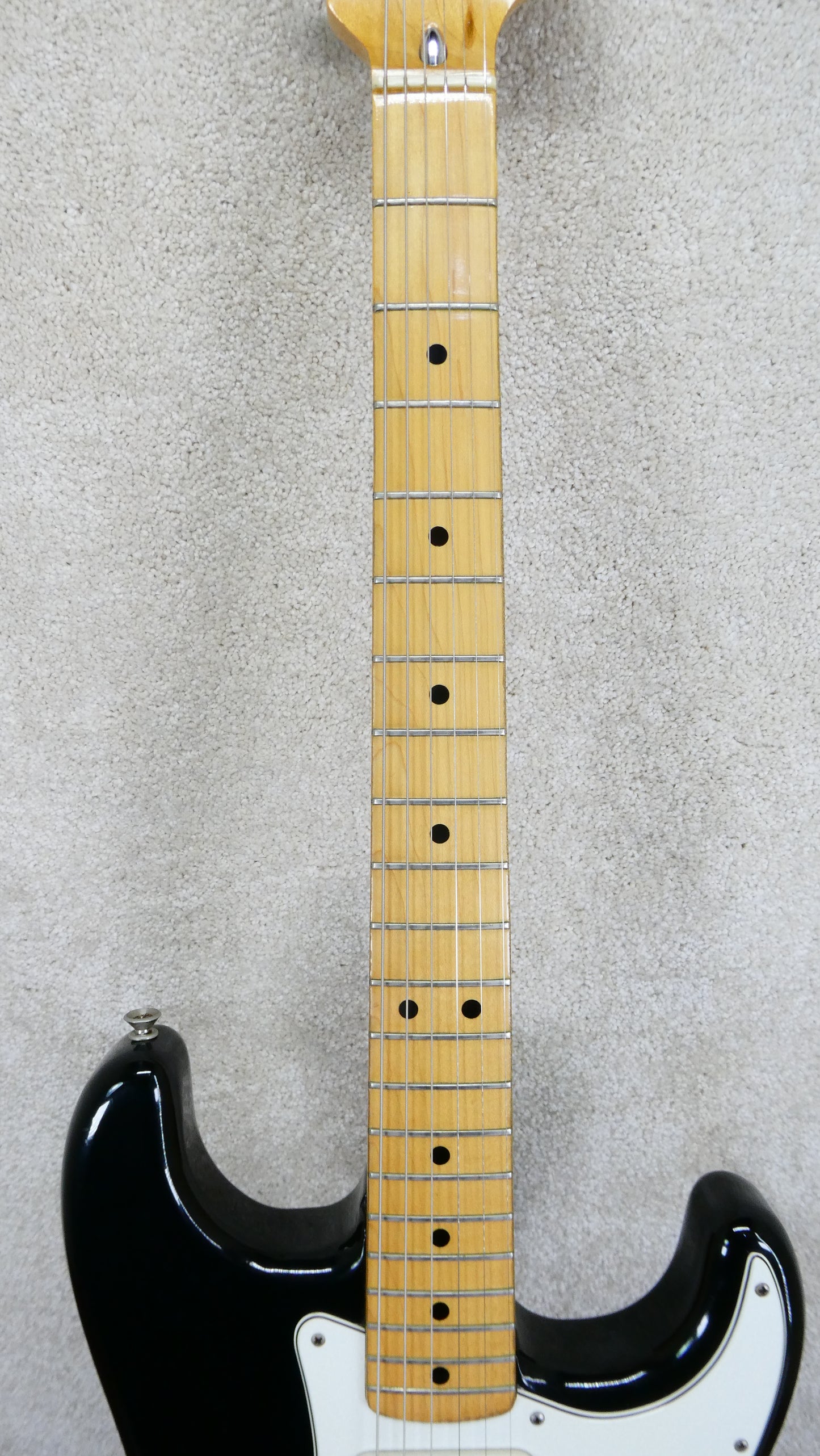 Fender Stratocaster 1974 - Black w/OHSC USED #558316