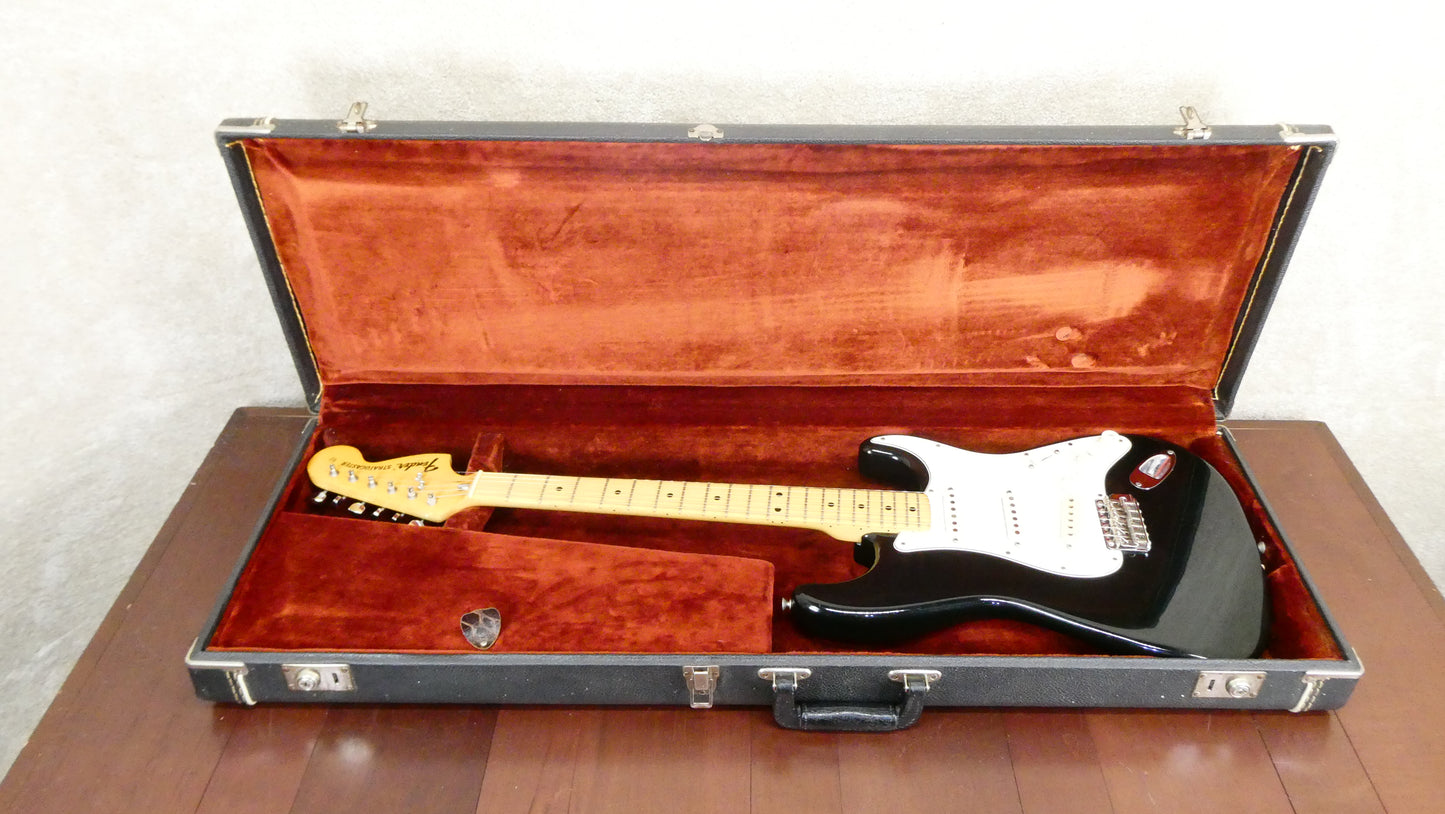 Fender Stratocaster 1974 - Black w/OHSC USED #558316