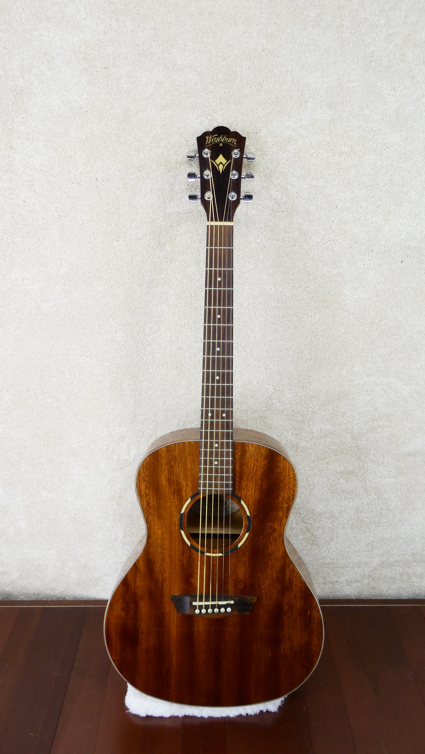 Washburn WL012SE-0 Acoustic/Electric #CC201113216 w/HSC USED