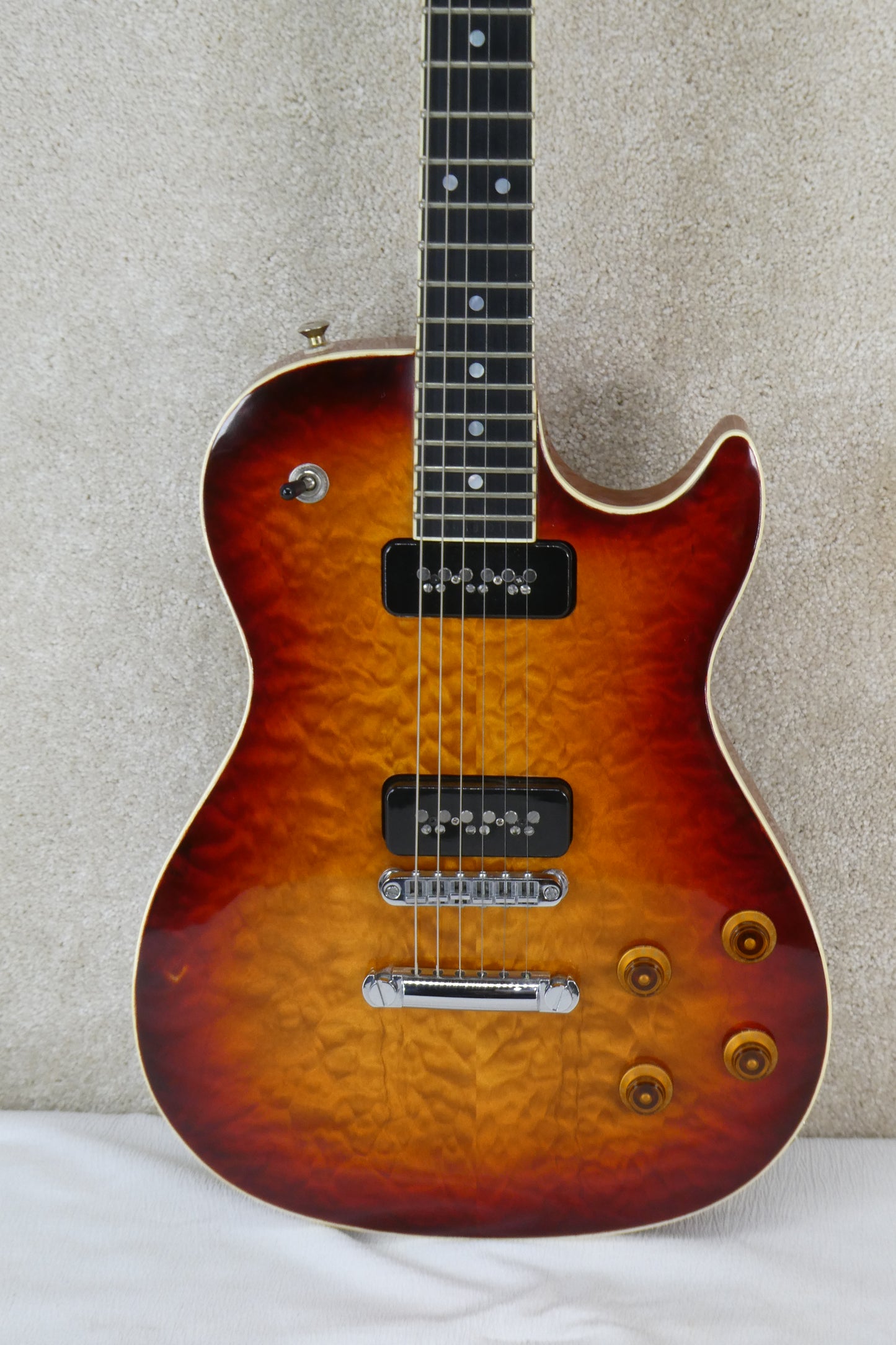 Wilson Rose Les Paul Copy  NOS