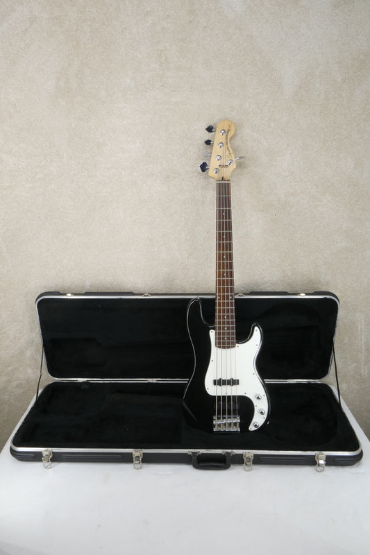 Squier 5 String PRECISION Bass Black USED AVG w/HSC #IC020522343