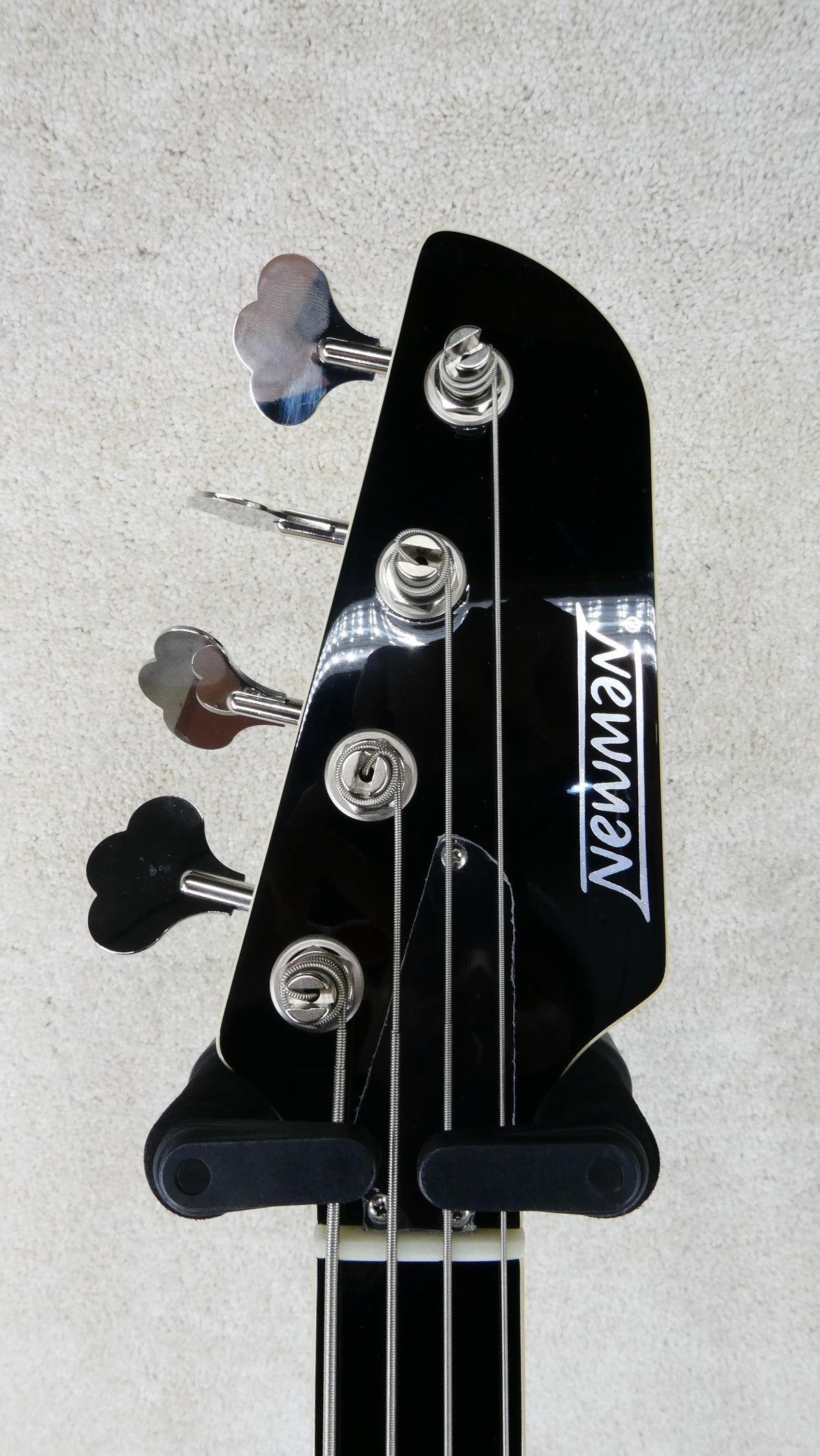 Newman Honeycomb Jr Bass 2026 - Black #011024 NEW