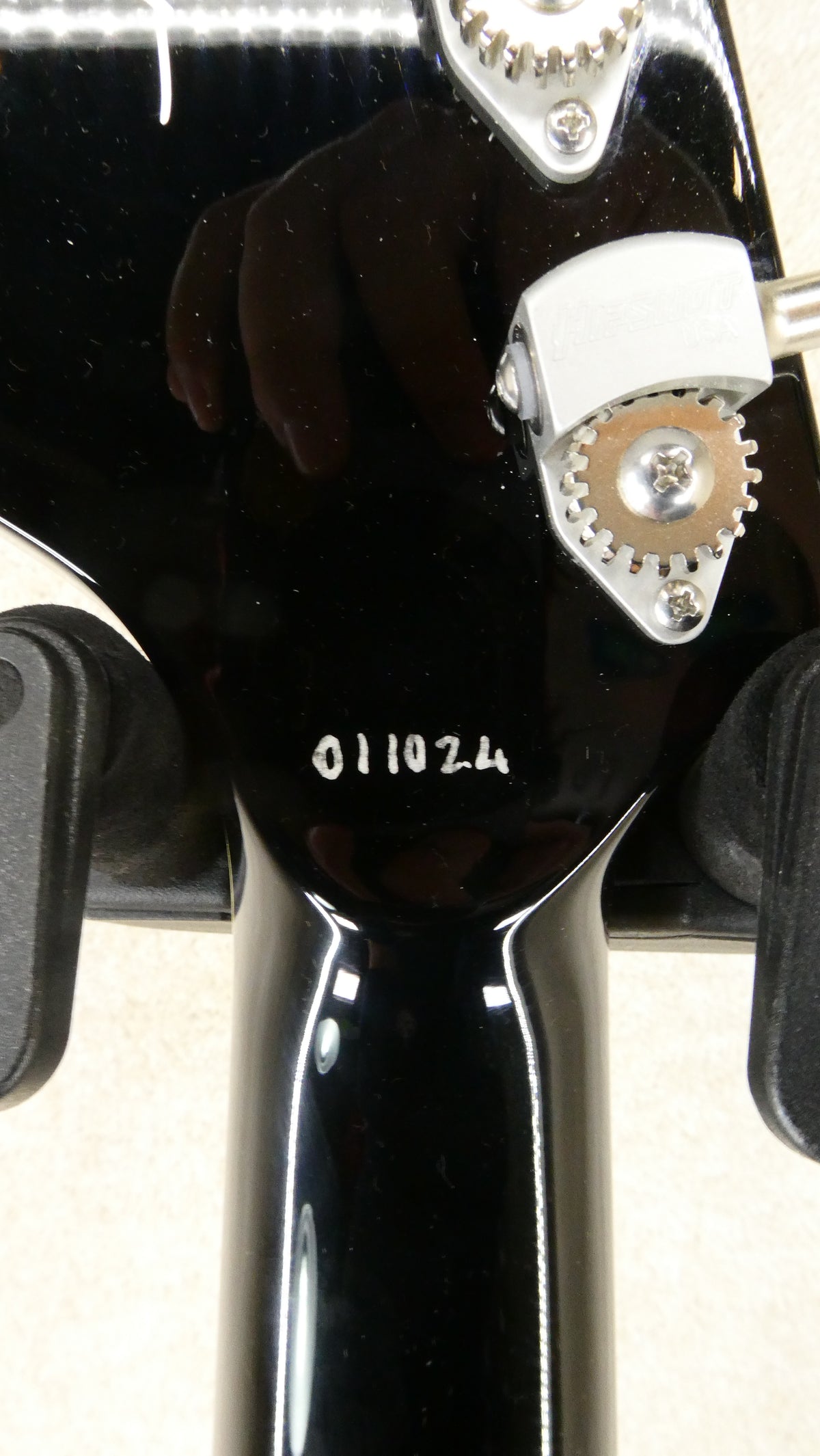 Newman Honeycomb Jr Bass 2026 - Black #011024 NEW