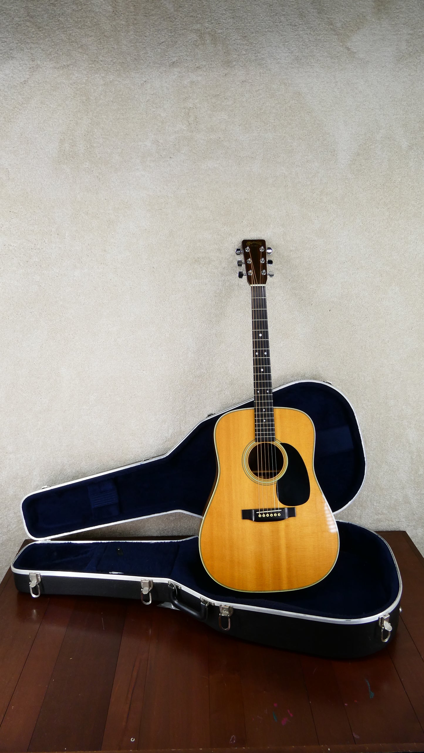 Martin HD-28P 1987 w/OHSC USED
