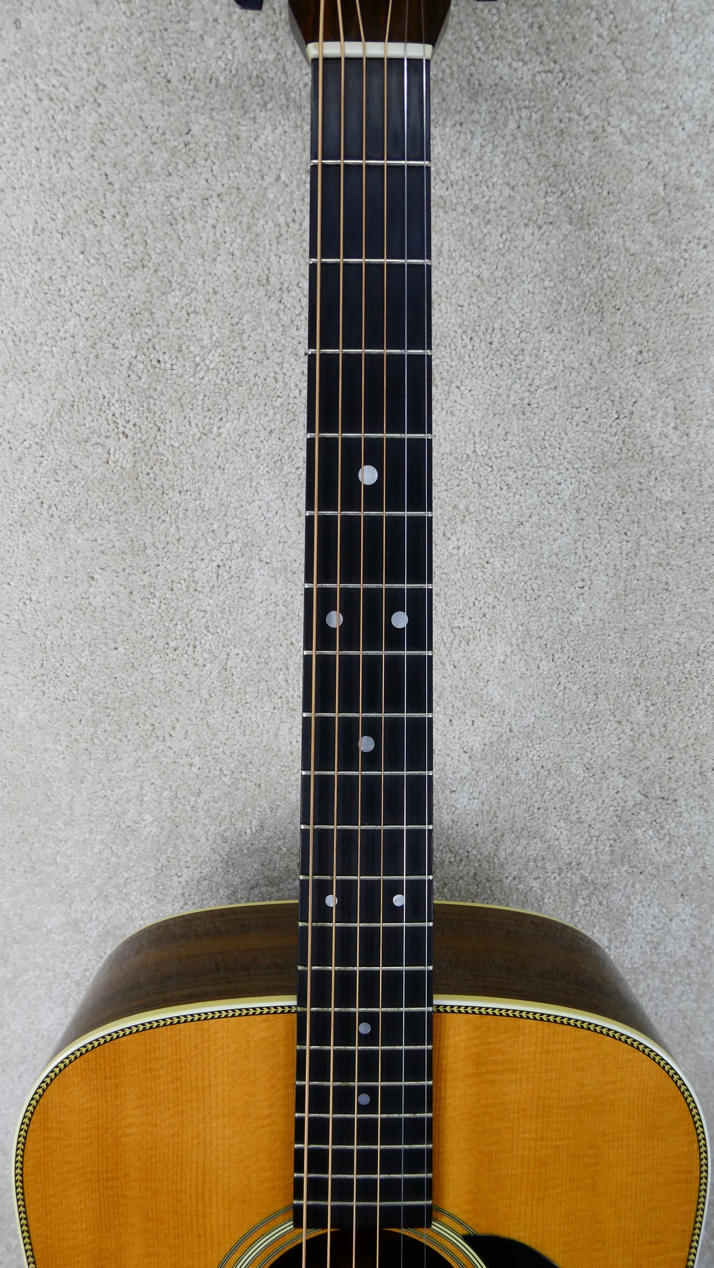 Martin HD-28P 1987 w/OHSC USED