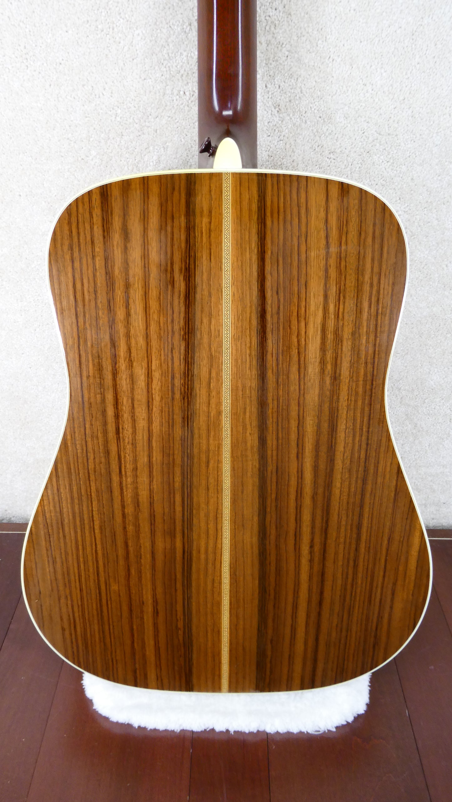 Martin HD-28P 1987 w/OHSC USED