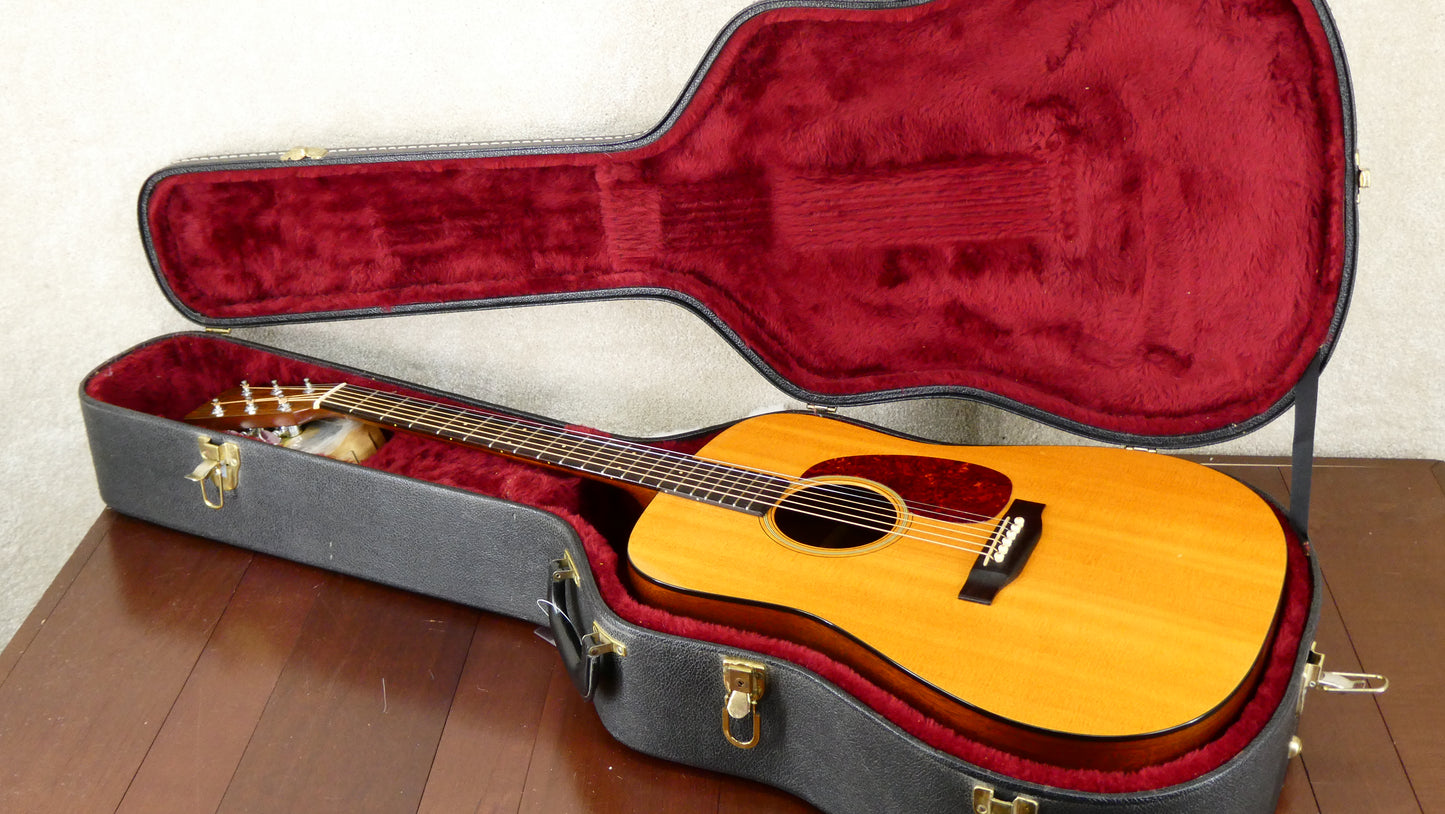 Martin D-16M 1987 w/OHSC USED