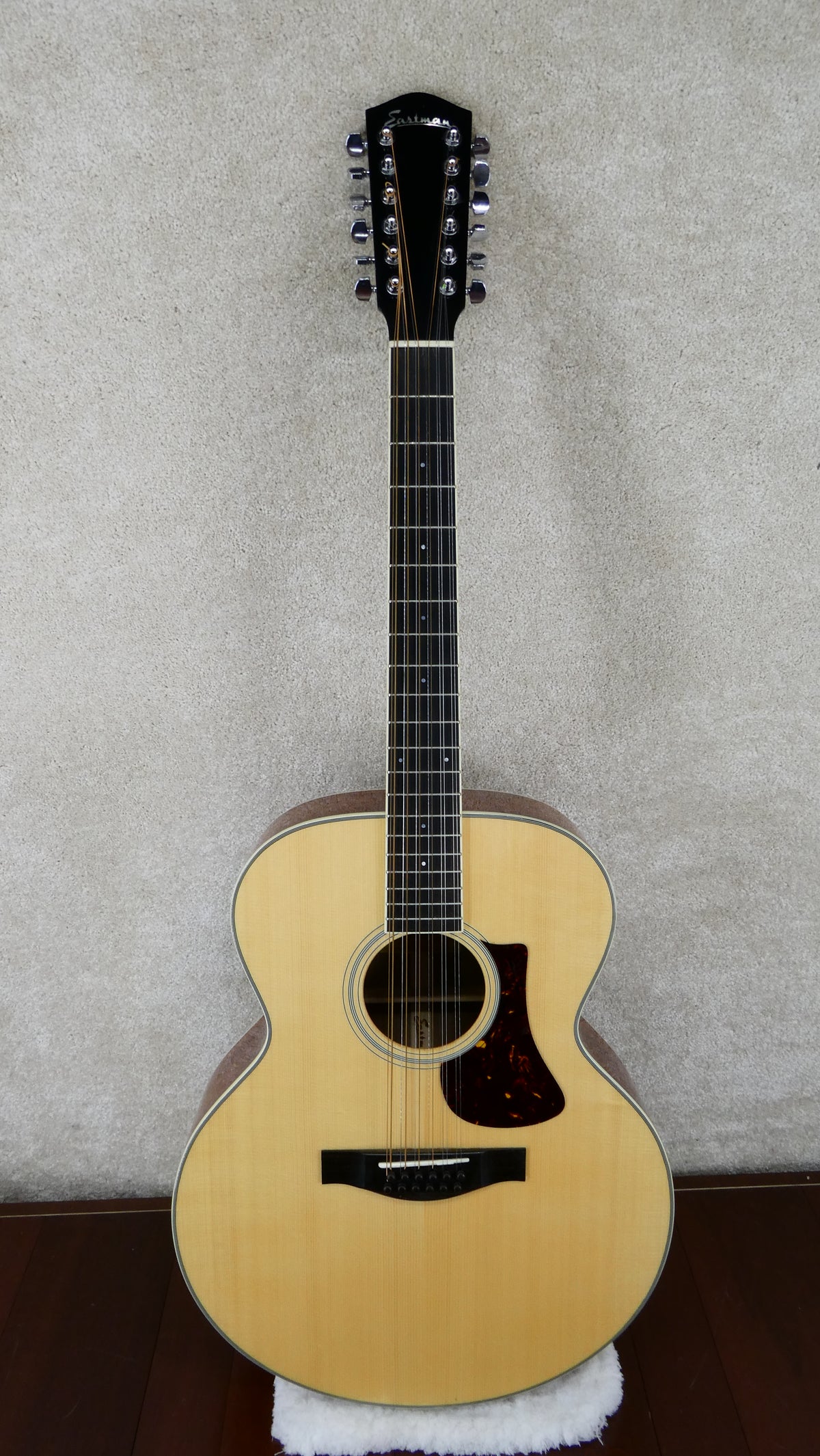 Eastman 2022 AC330E-12 w/OHSC USED