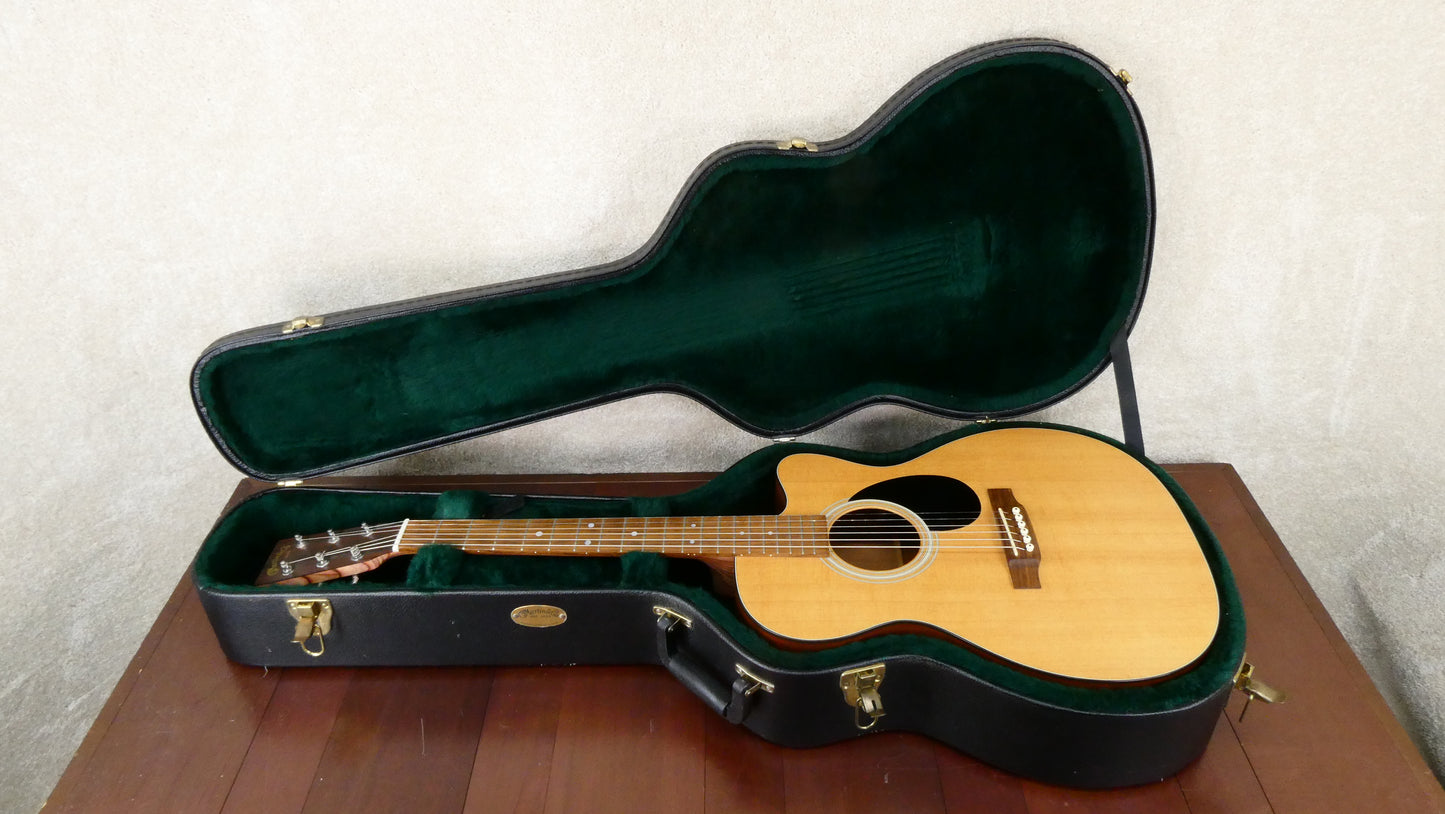 Martin OMC-1E USED w/HSC
