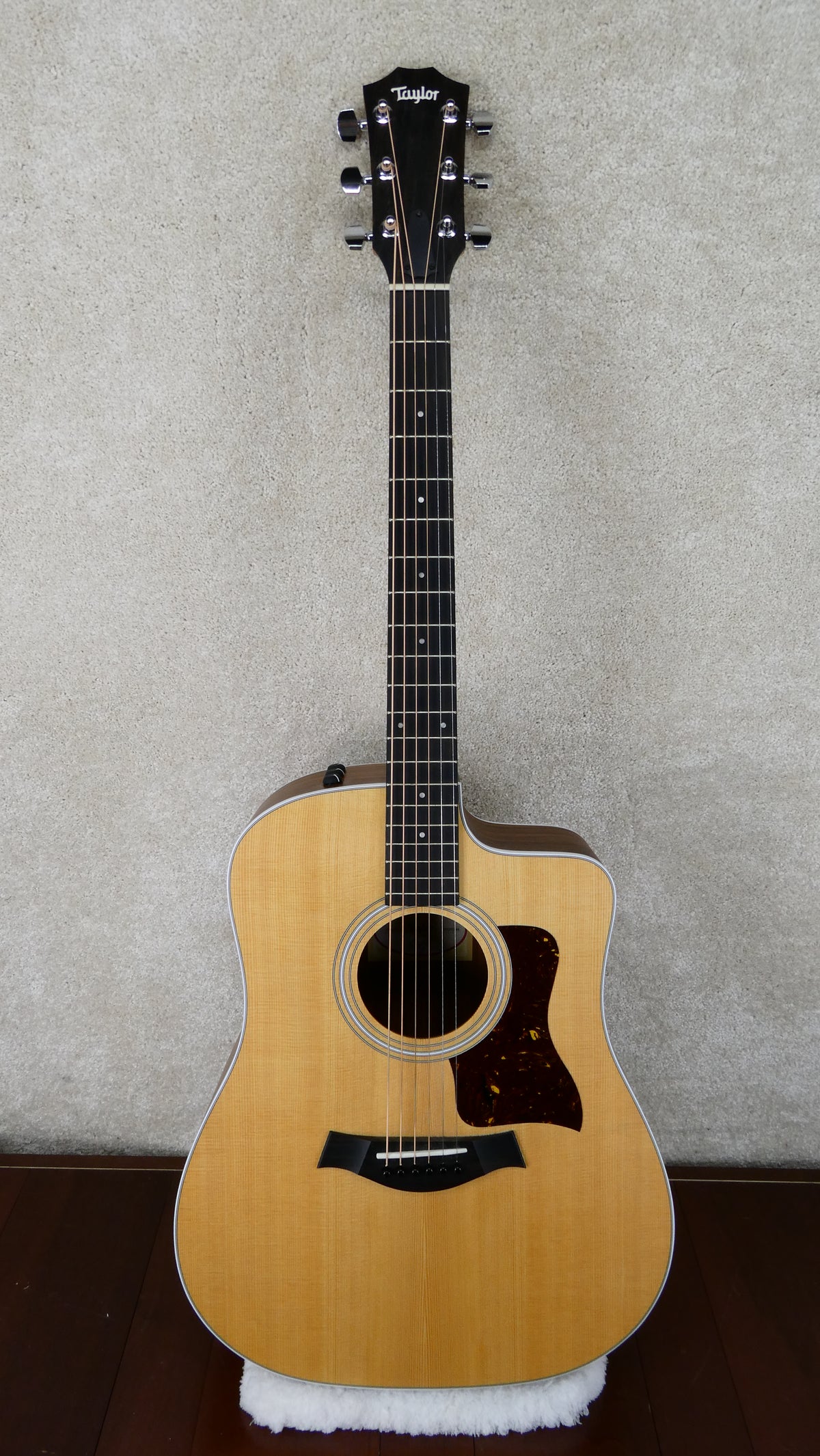 Taylor 210ce w/TaylorGB #2209242144 USED