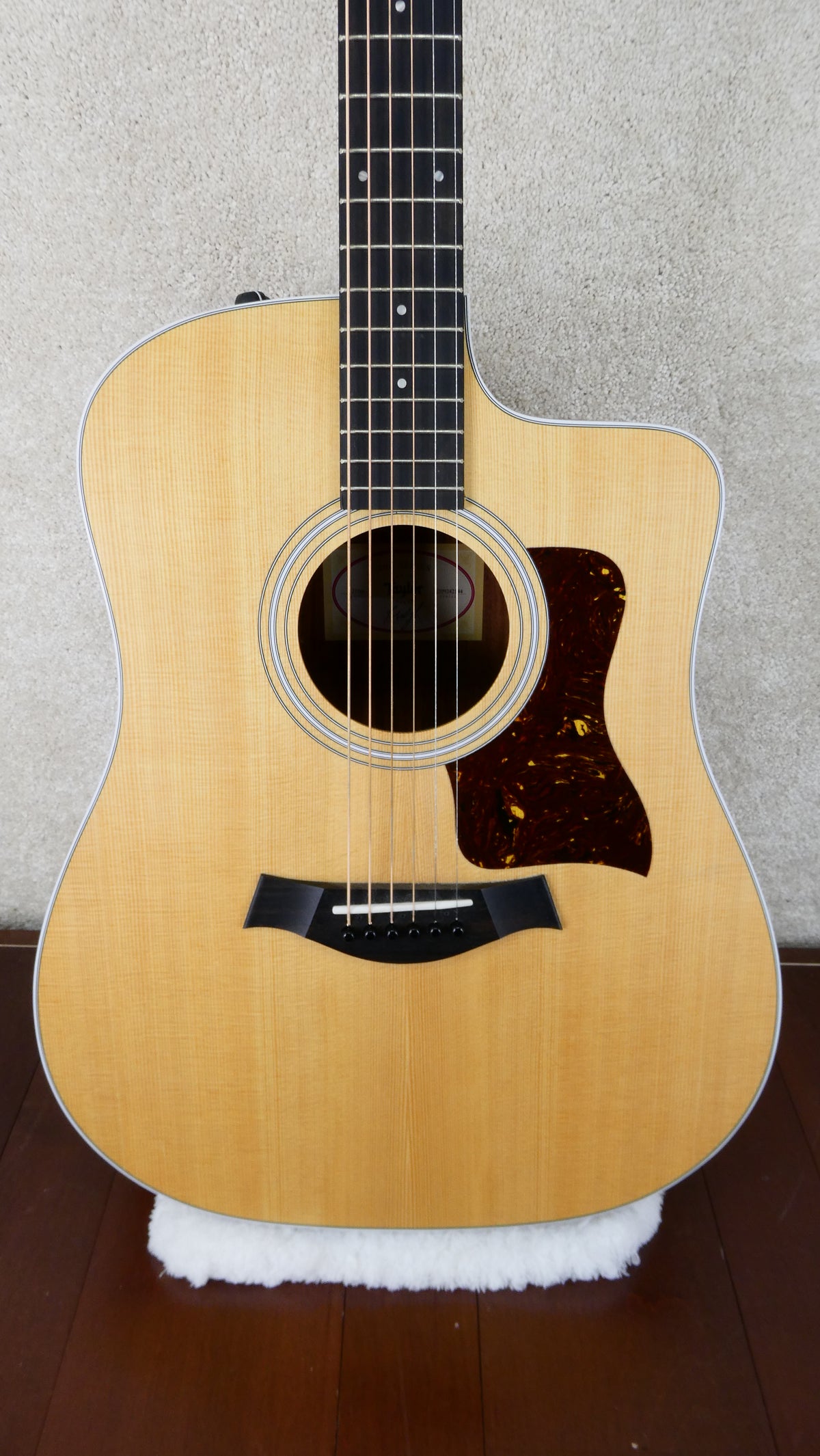 Taylor 210ce w/TaylorGB #2209242144 USED