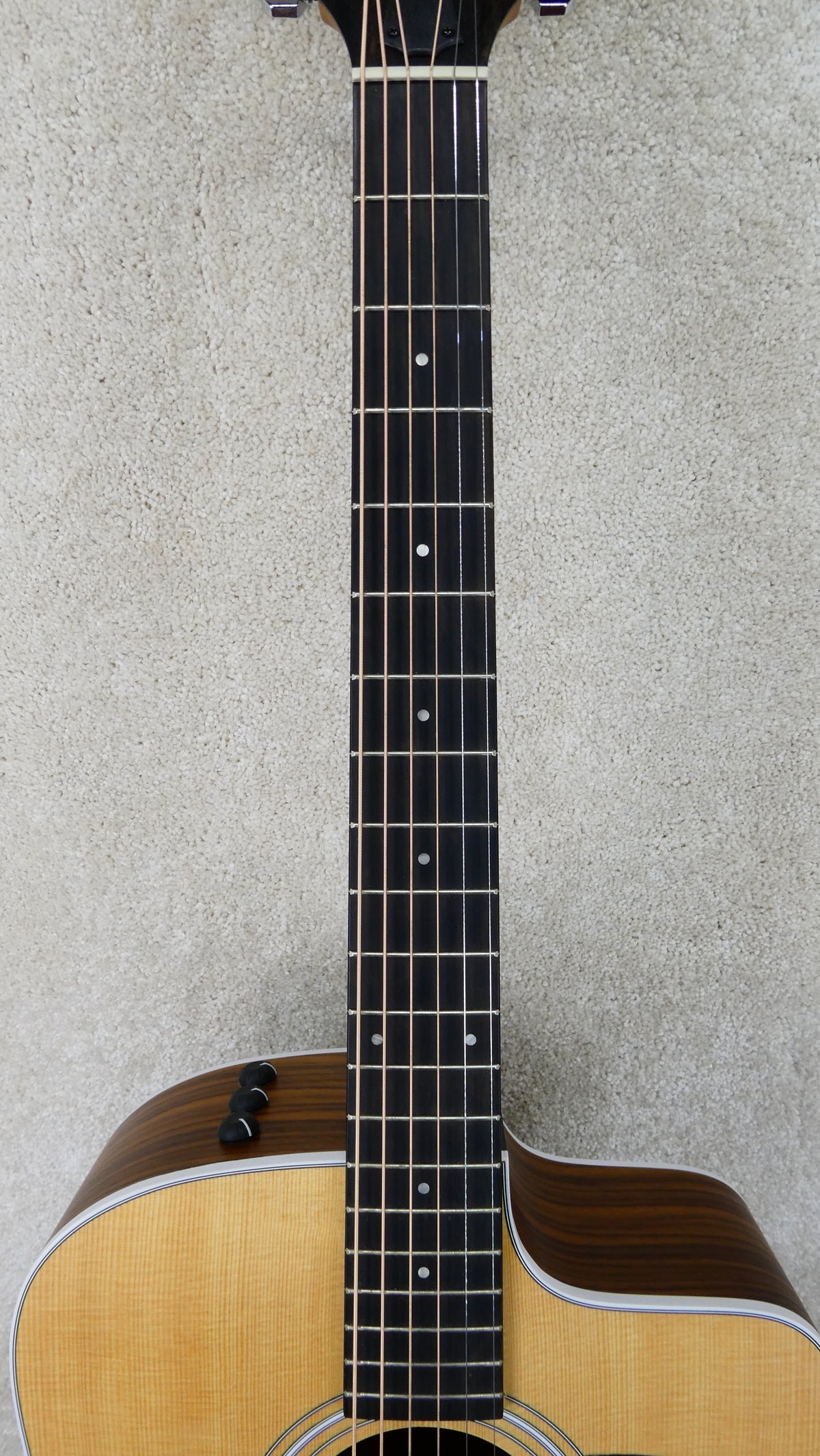 Taylor 210ce w/TaylorGB #2209242144 USED