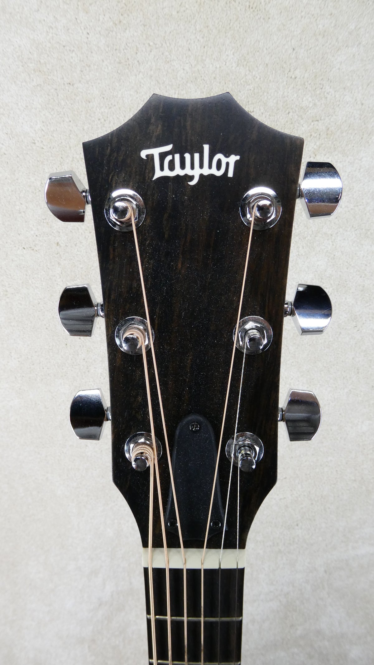 Taylor 210ce w/TaylorGB #2209242144 USED