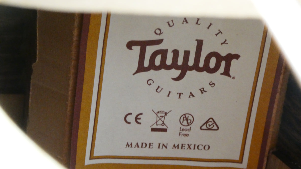 Taylor 210ce w/TaylorGB #2209242144 USED