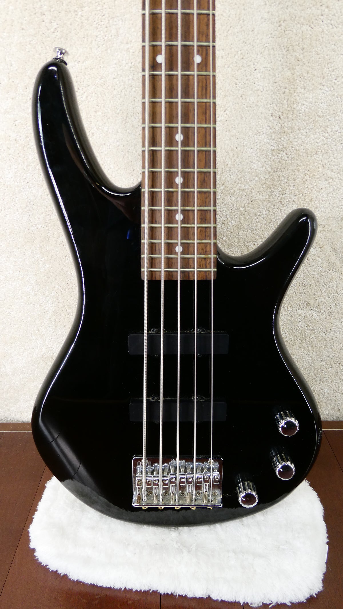 Ibanez Mikro 5-String Bass NBNC USED