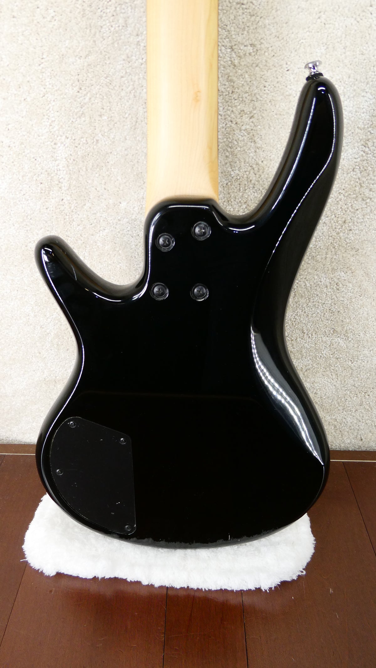 Ibanez Mikro 5-String Bass NBNC USED